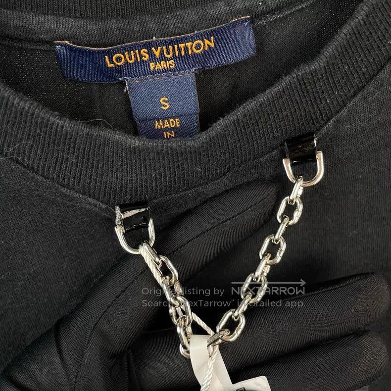 Louis Vuitton Louis Vuitton Black chain logo short sleeve T-shirt Size US S / EU 44-46 / 1 - 4 Thumbnail