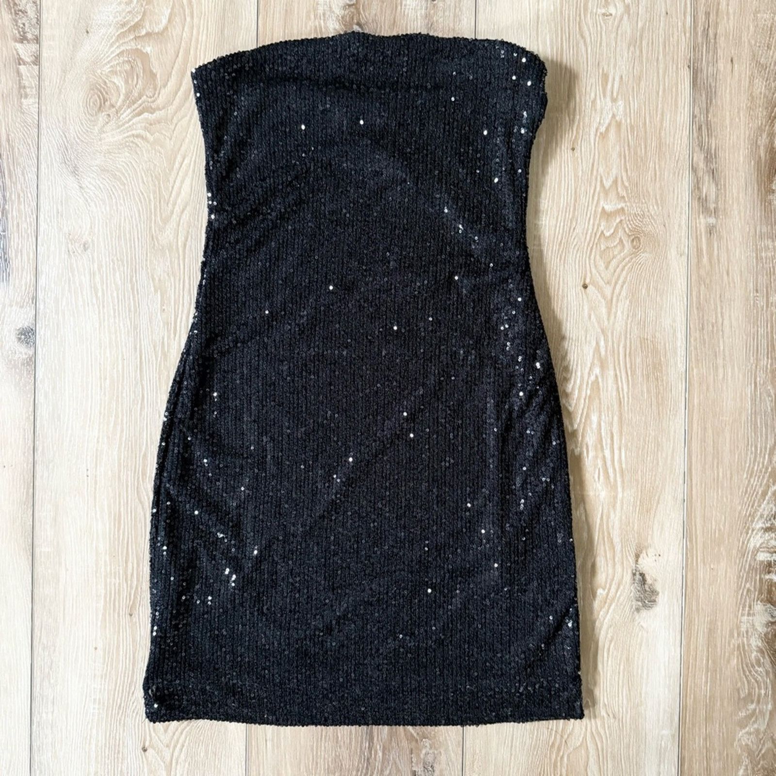 Urban Outfitters Urban Outfitters Larissa Sequin Tube Mini Dress L Size L / US 10 / IT 46 - 1 Thumbnail