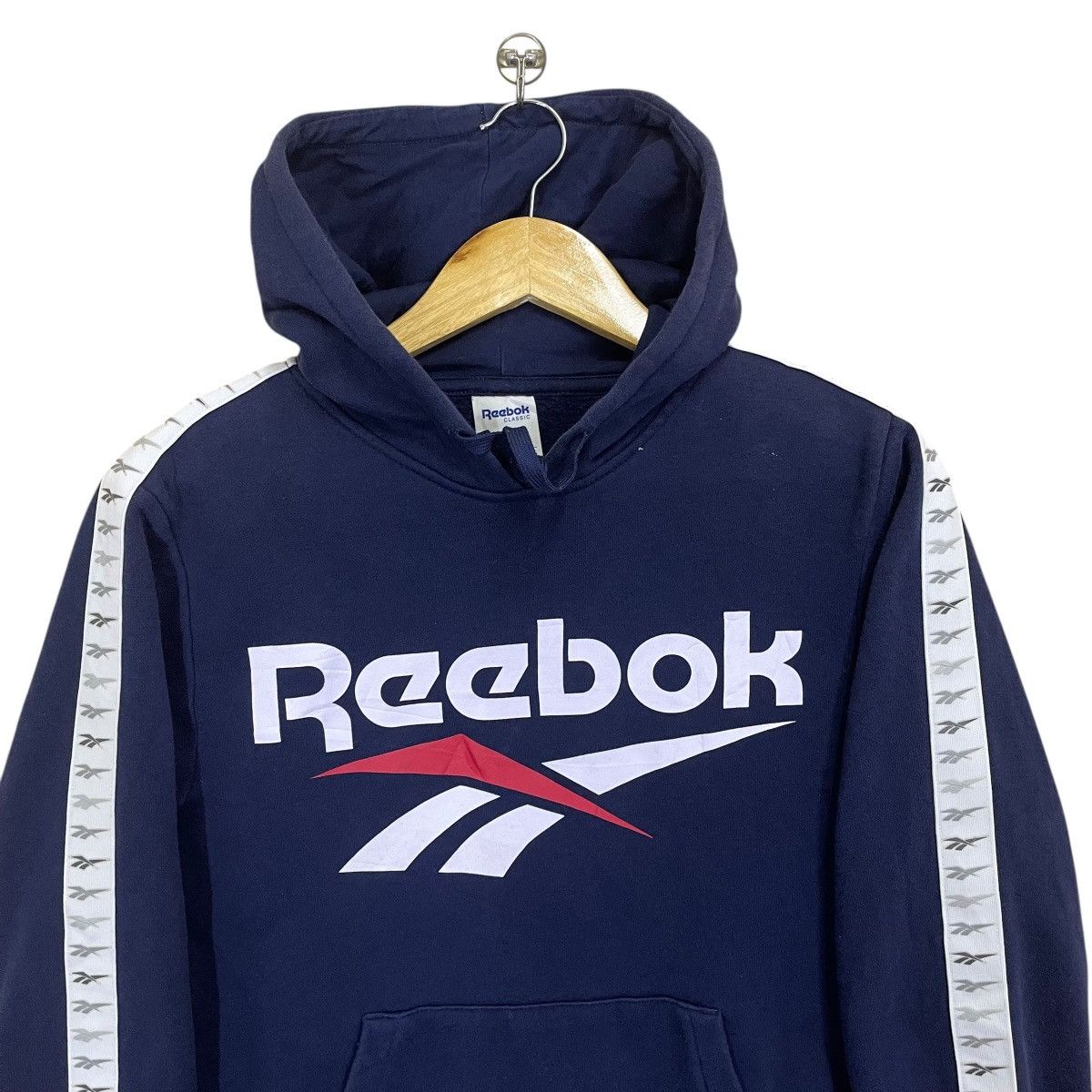 Reebok Reebok Big Logo Embroidered Puulover Hoodie Size S Size US M / EU 48-50 / 2 - 4 Thumbnail