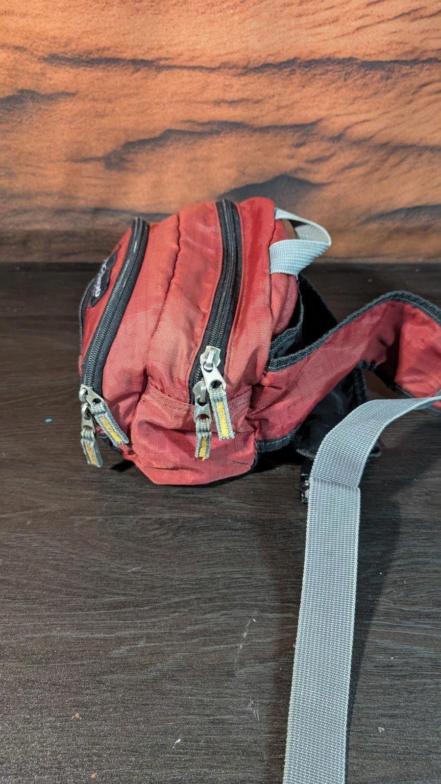 Other Y2K Red Ricardo Beverly Hills Multi Storage Fanny Pack Bag Size ONE SIZE - 8 Thumbnail
