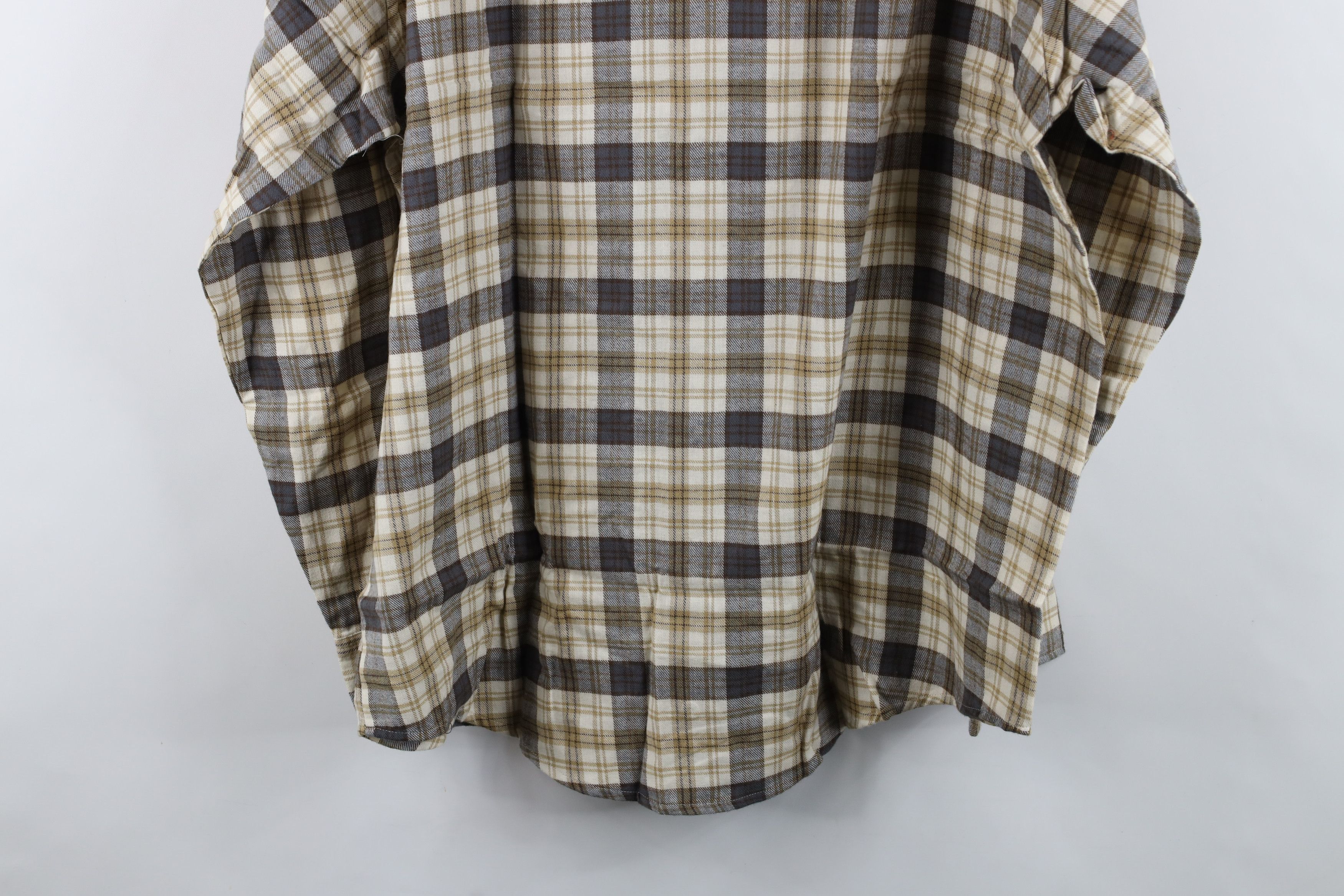 Vintage Deadstock Vintage Streetwear Collared Button Down Shirt Size US XL / EU 56 / 4 - 12 Thumbnail