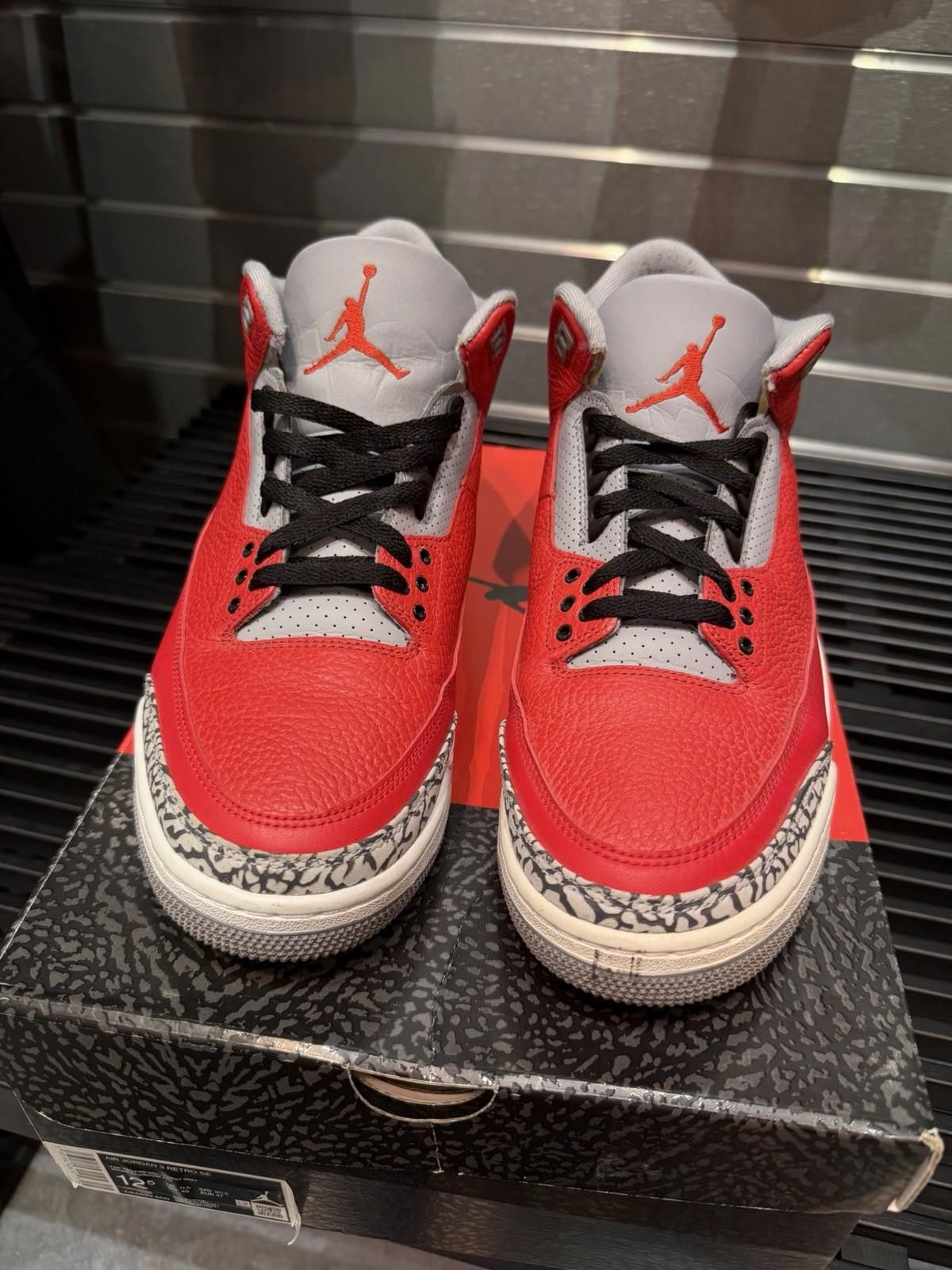 Jordan Brand Nike Air Jordan 3 Retro SE "Unite" Size 12.5M Size US 12.5 / EU 45-46 - 11 Thumbnail