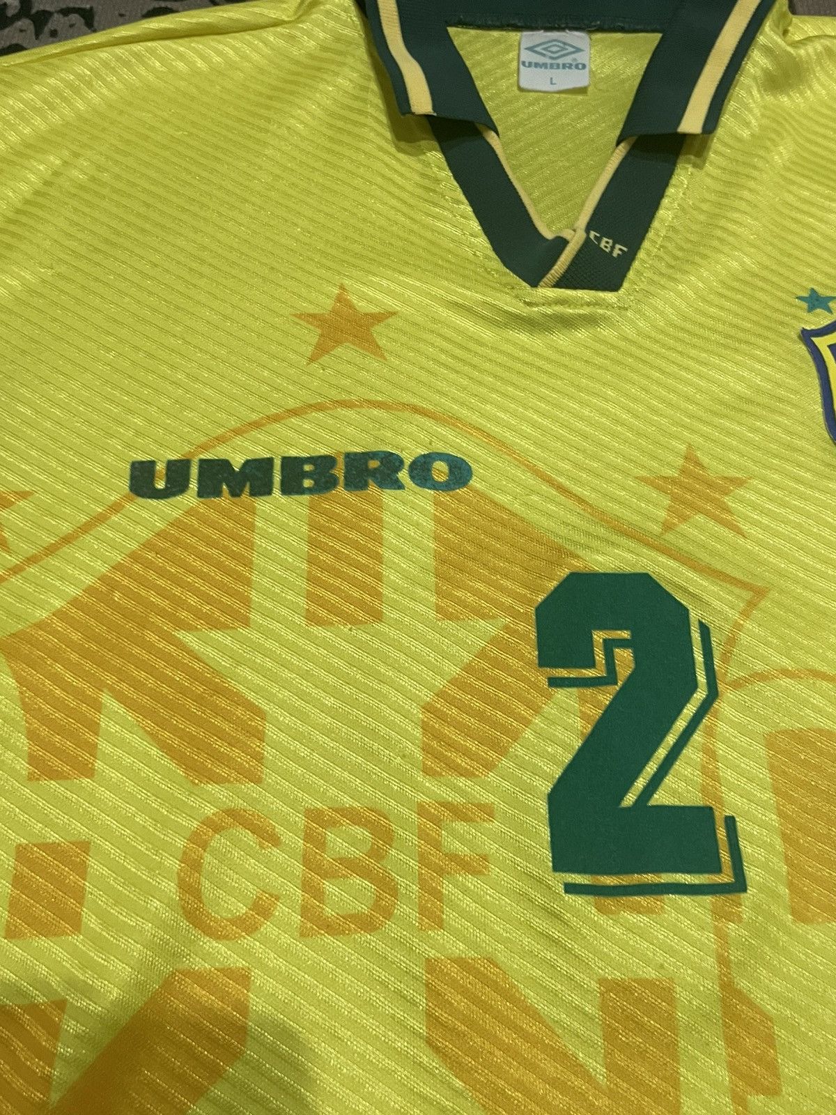 Umbro Brazil 1994 World Cup USA Home Number 2 Jersey Football Size US L / EU 52-54 / 3 - 4 Thumbnail