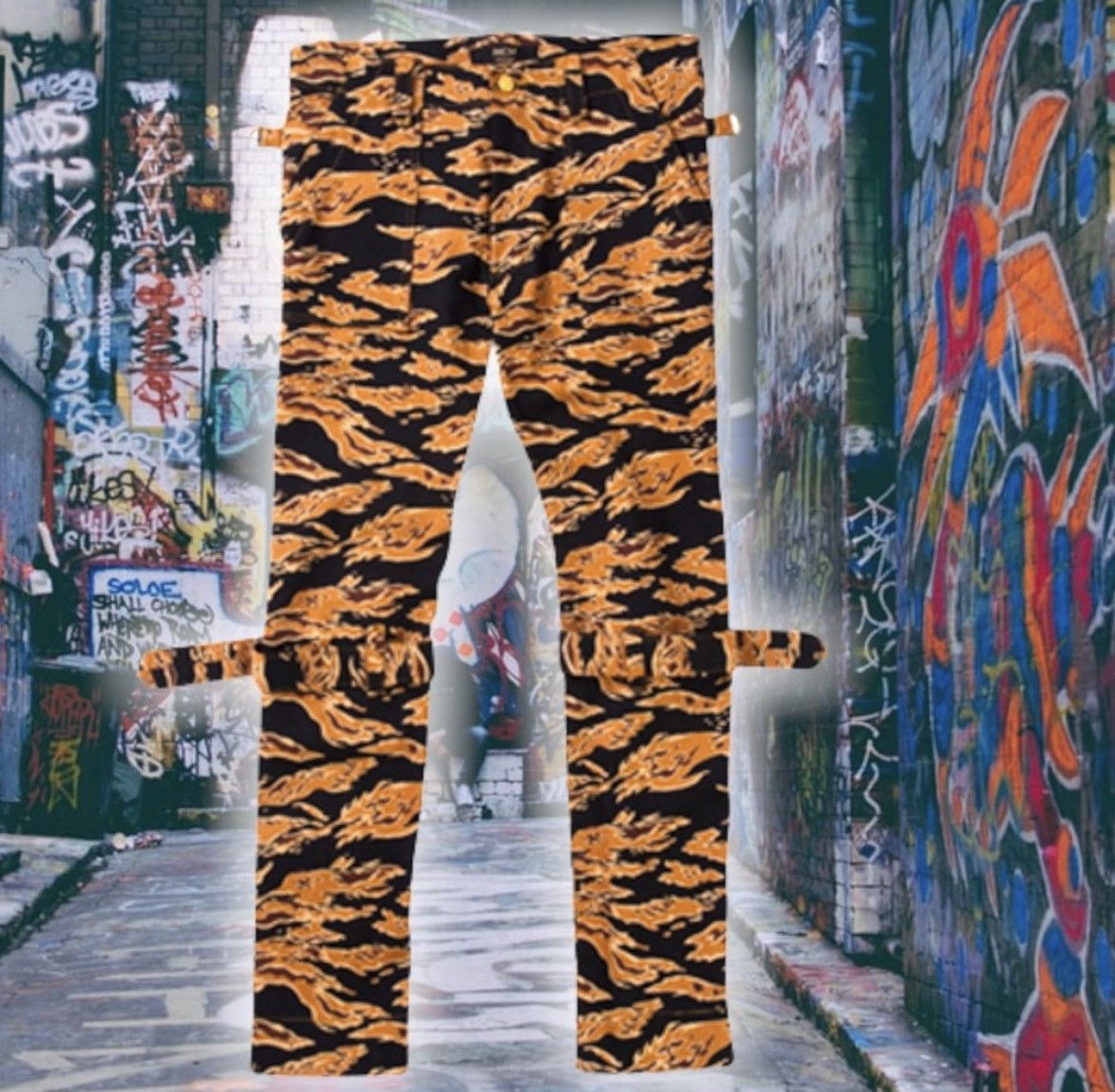 MCM 💎 ViNTaGe 💎 McM ❌PHeNoMeNoN TiGeR 🐅 CaMo 🔥 SKiNNY ZiP PaNTs👖 Size US 30 / EU 46 - 2 Thumbnail