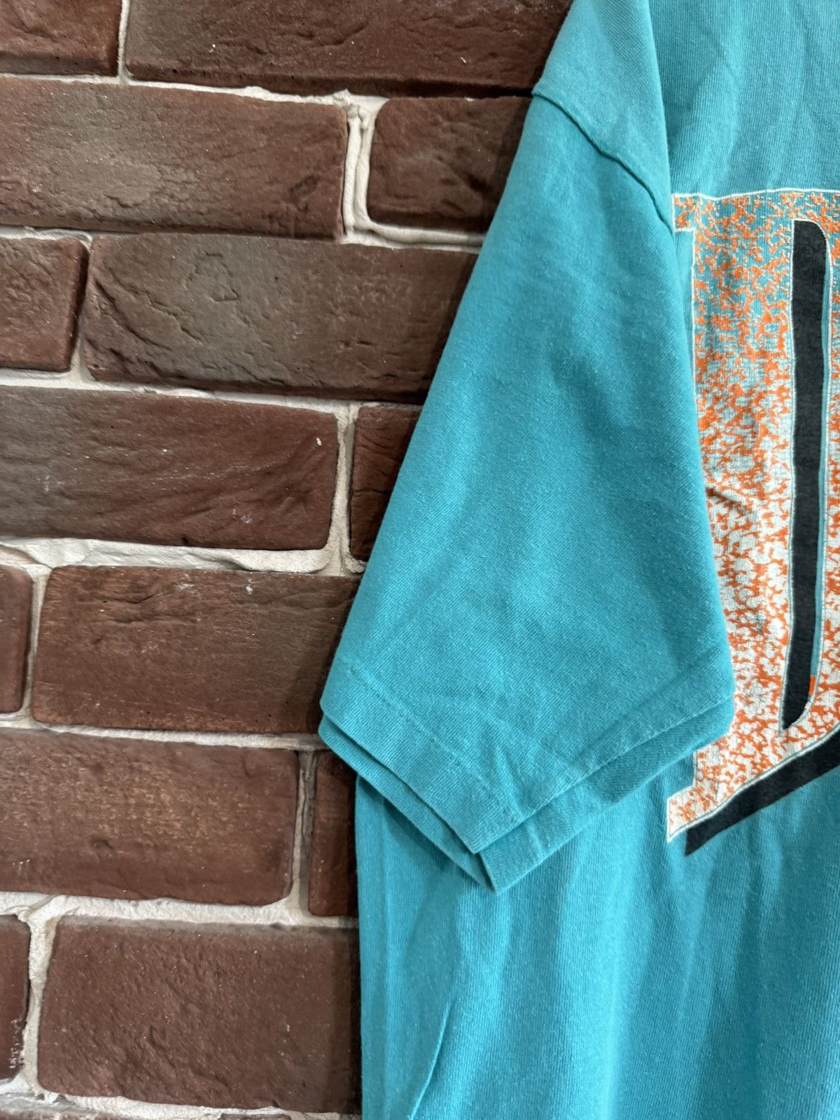 NFL Vintage 90s Miami Dolphins NFL Burst Single Stitch T-Shirt L Size US XL / EU 56 / 4 - 4 Thumbnail