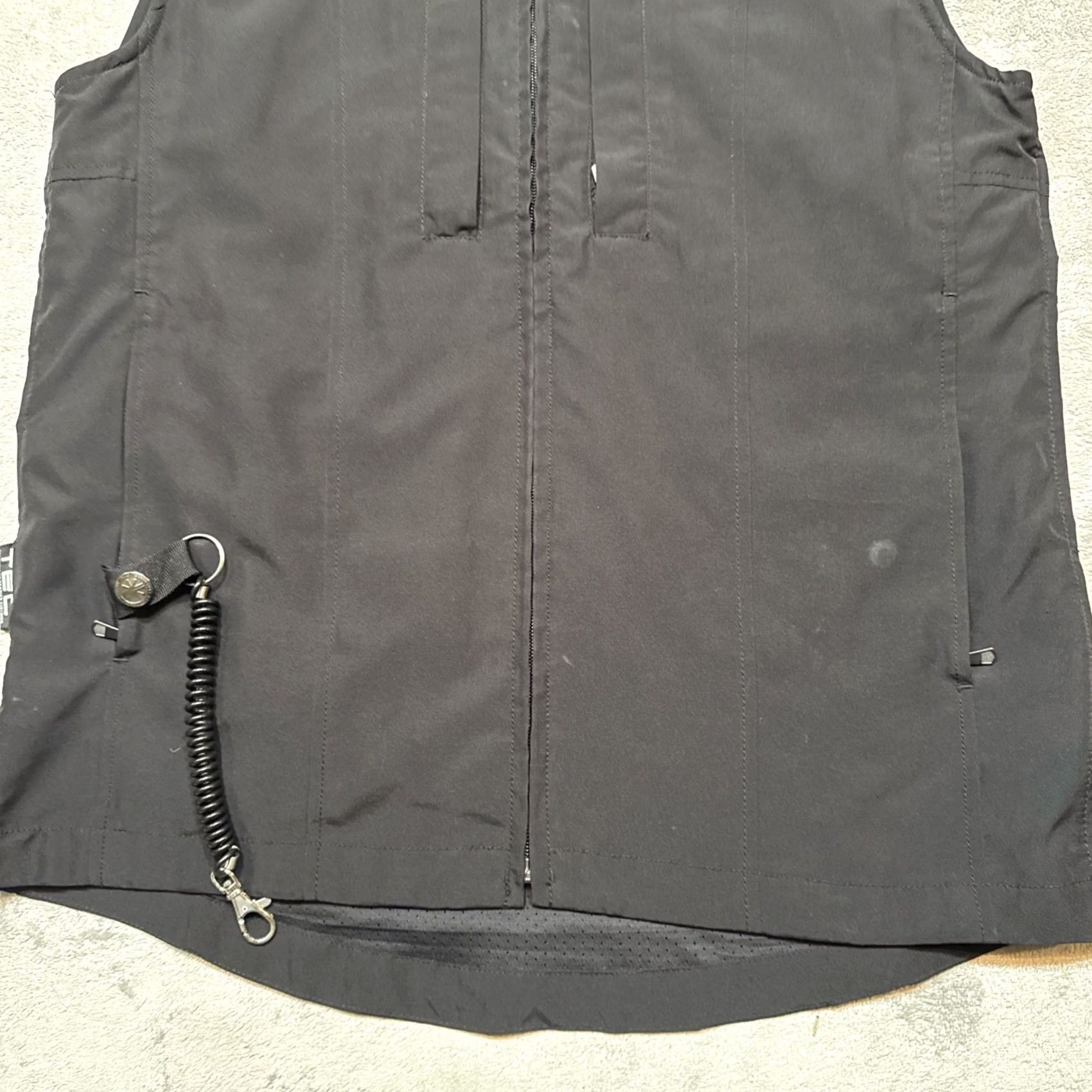 Vintage SCOTTeVEST Vest Men Small Black RFID Travel Multi Utility Tactical 26 pockets Size US S / EU 44-46 / 1 - 3 Thumbnail