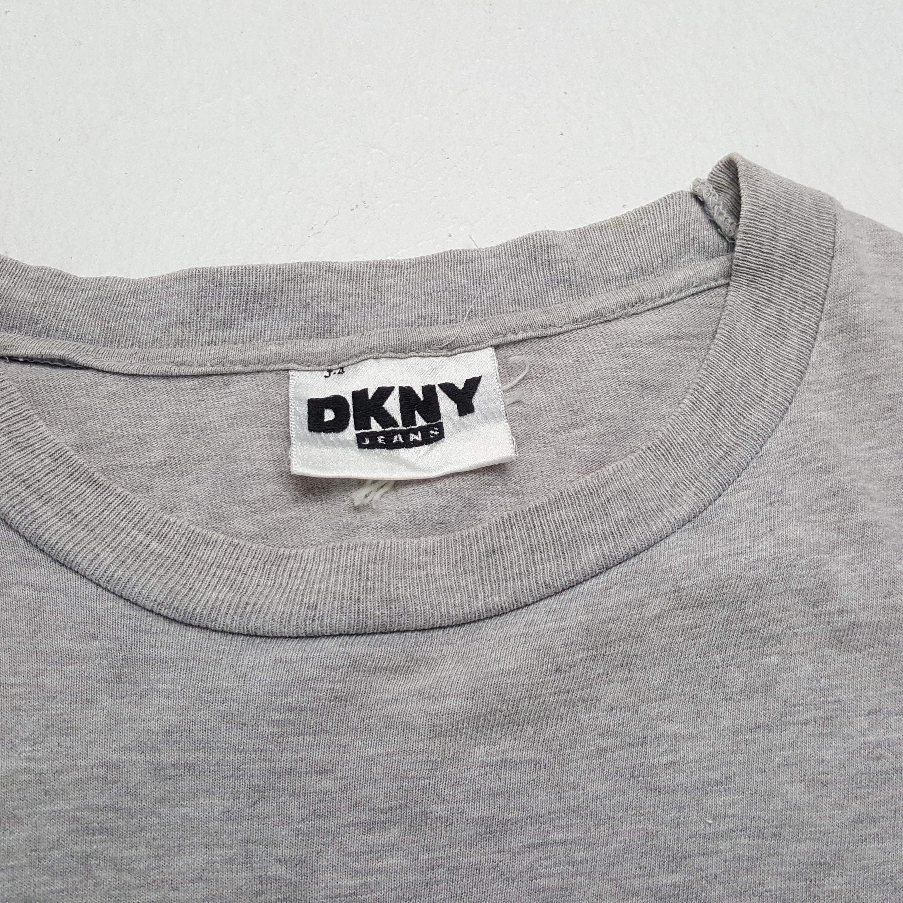 DKNY × Vintage Vintage DKNY American Streetwear Skateboard Style T-Shirt Size US XL / EU 56 / 4 - 6 Thumbnail