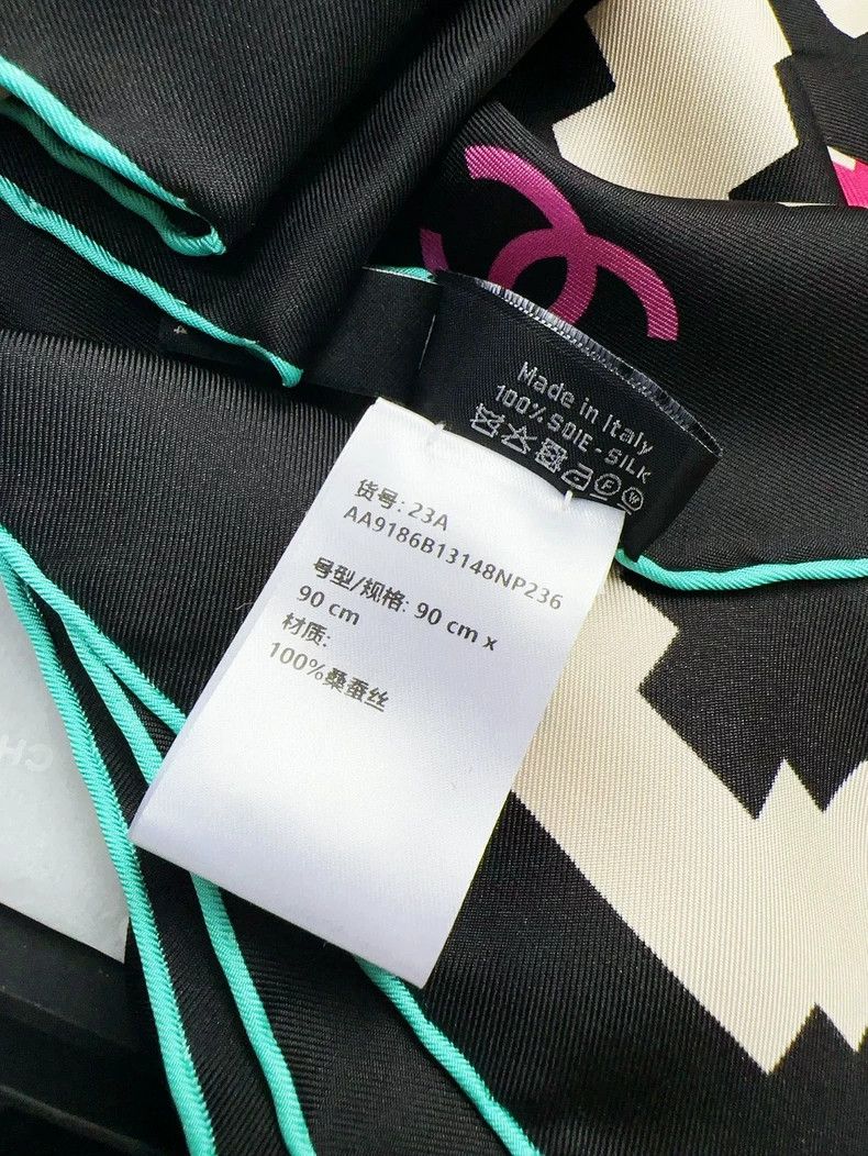 Chanel Chanel 23A color letter logo full print double C silk scar Size ONE SIZE - 7 Thumbnail