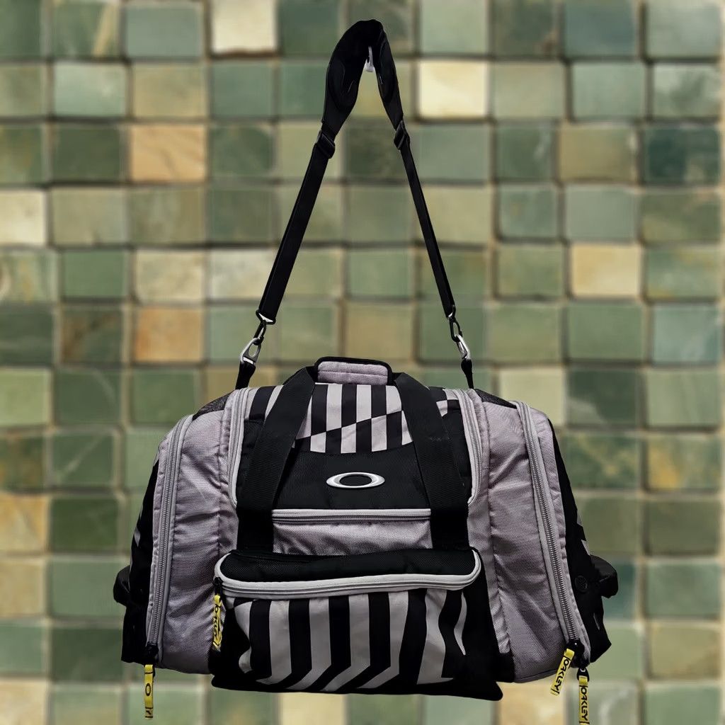 Oakley Vintage Y2K Oakley Software Computer Crossbody Messenger
