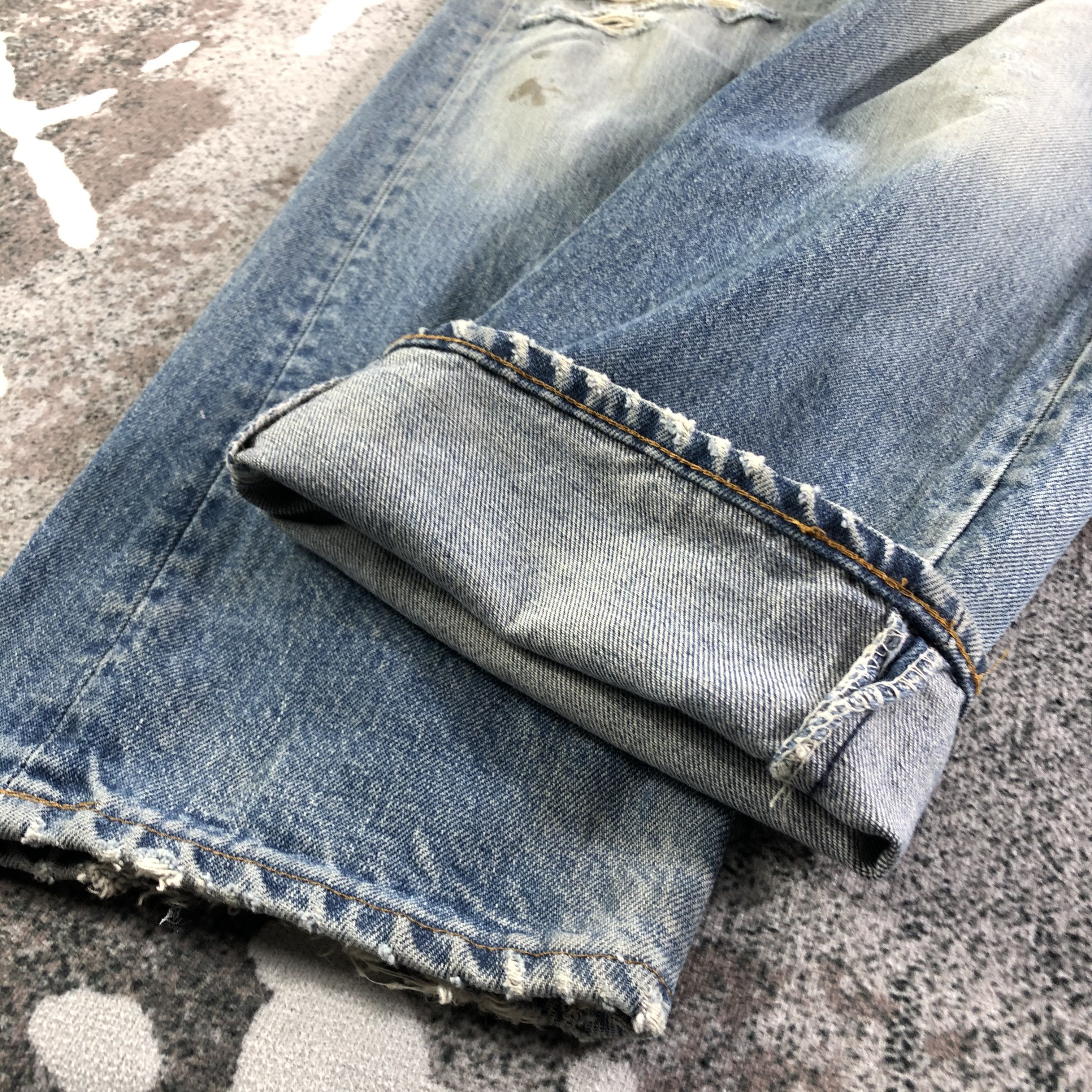 Levi's Vintage Levis 501 Jeans Faded Blue Denim KJ2300 Size US 31 - 7 Thumbnail