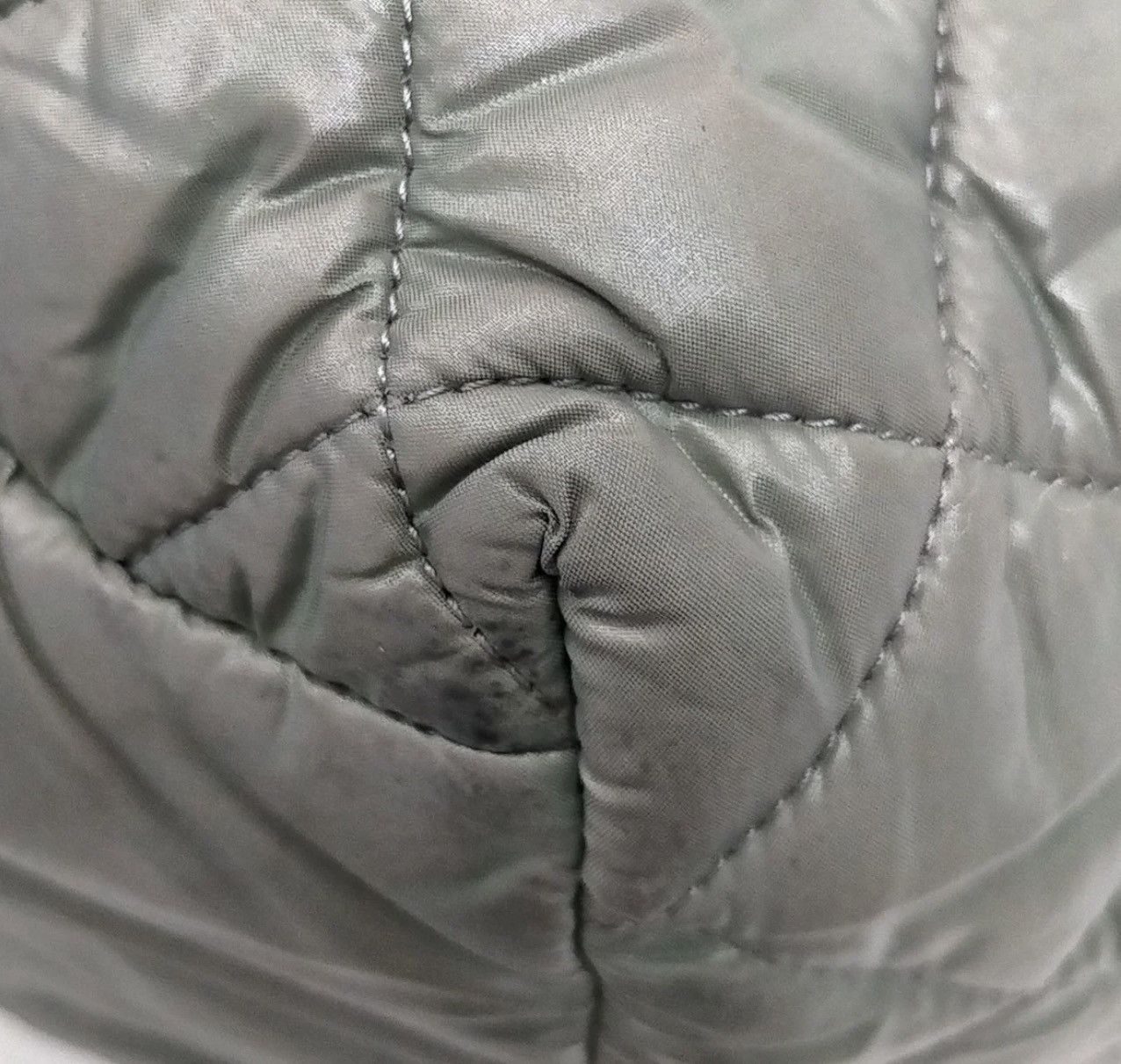 Chanel Cocoon Nylon Green Tote Size ONE SIZE - 4 Thumbnail