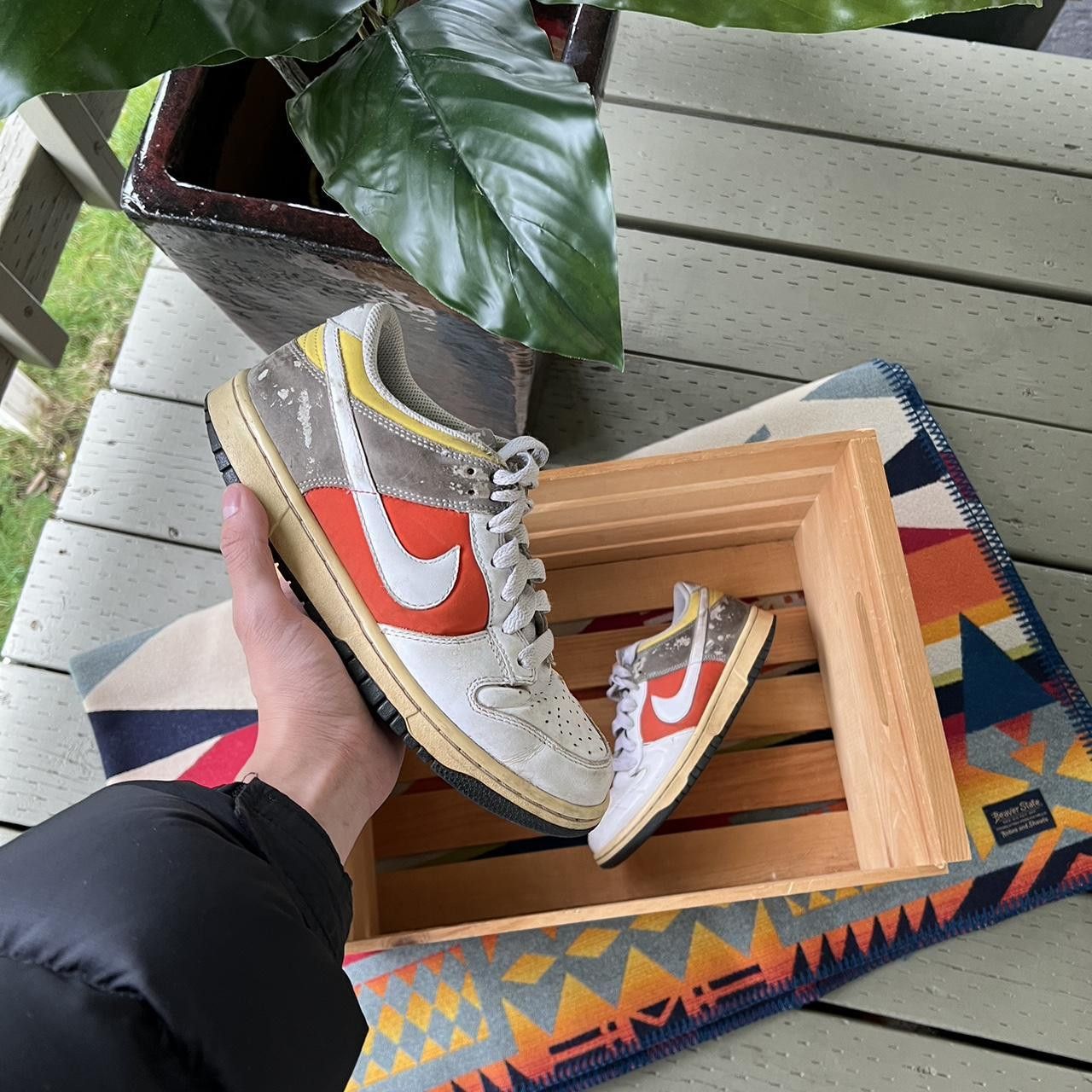 Nike × Vintage Vintage Women's Nike Dunk Low 2007 Shoes Size US 7.5 / IT 37.5 - 1 Thumbnail