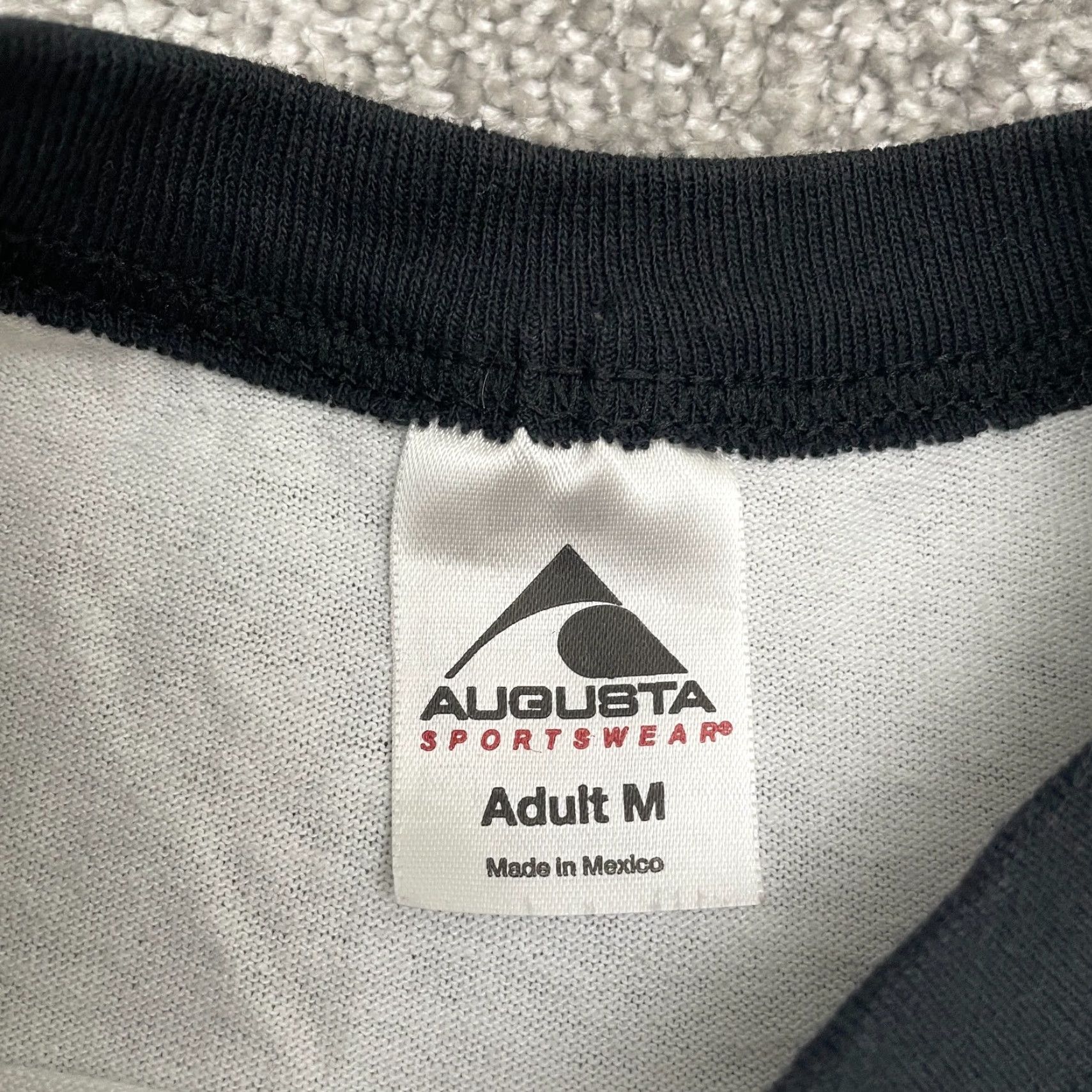 Augusta Sportswear Augusta Sportswear T-Shirt Unisex Adults Medium White Black Raglan 3/4 Sleeve Casual Size US M / EU 48-50 / 2 - 4 Thumbnail