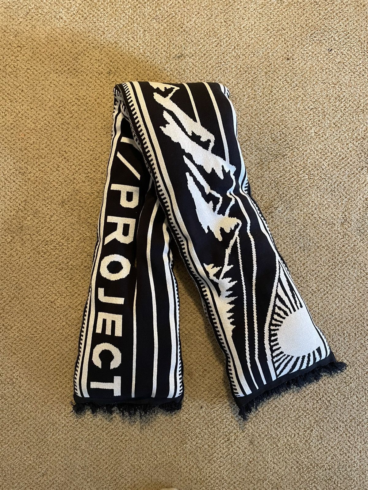 image of Yproject Pillow Scarf in Black, Men's