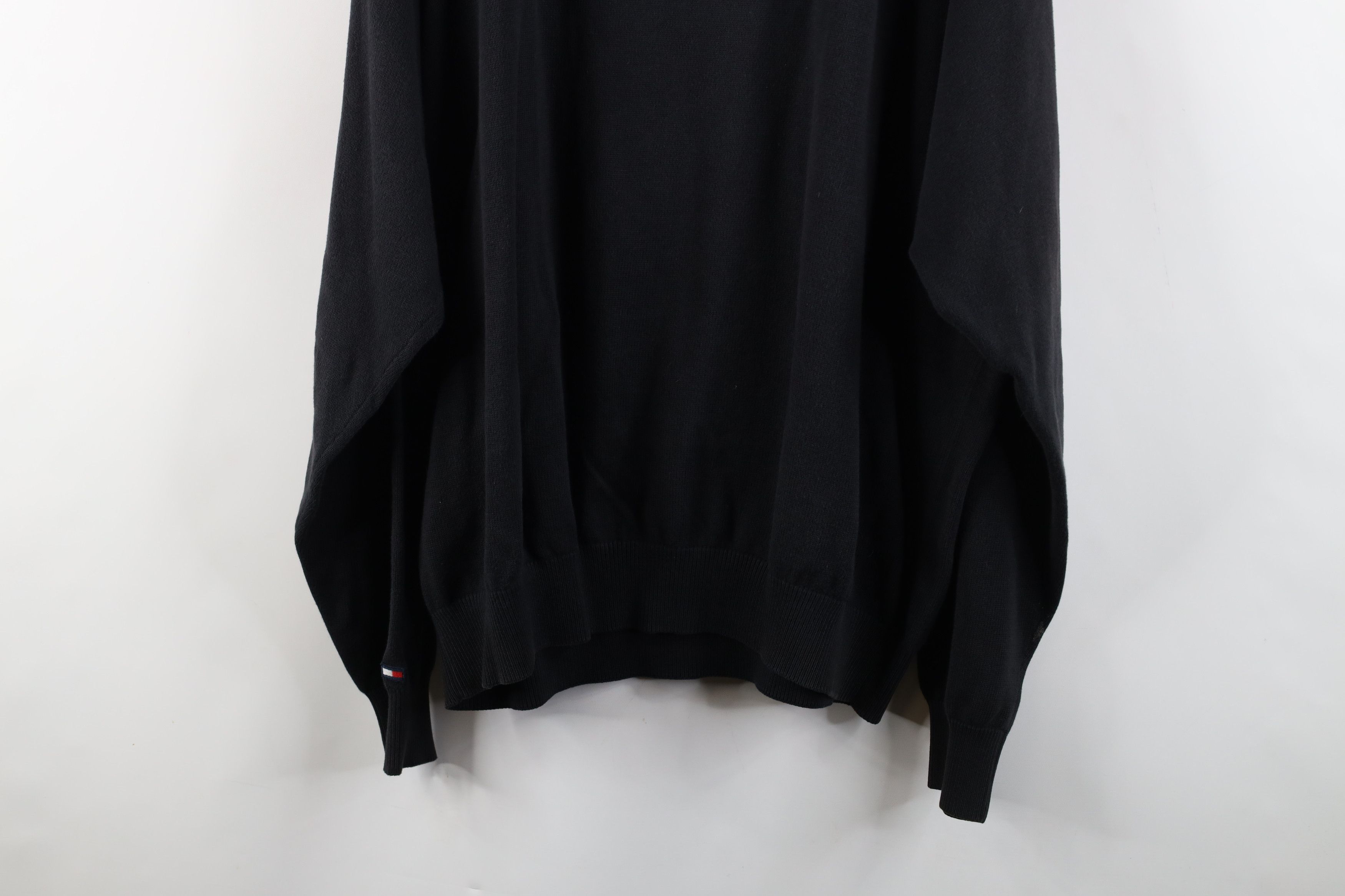 Tommy Hilfiger × Vintage Vintage 90s Tommy Hilfiger Golf Knit Crewneck Sweater Black Size US XL / EU 56 / 4 - 13 Thumbnail
