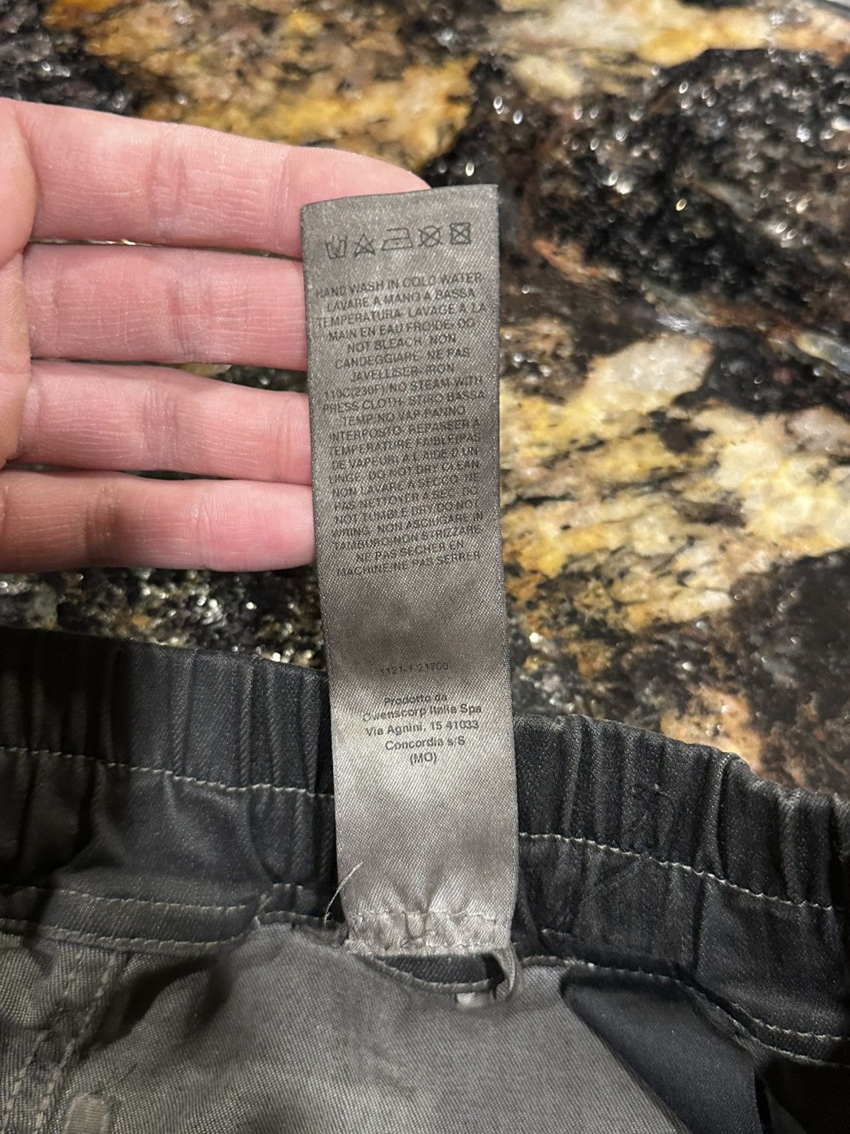 Rick Owens Rick Owens DRKSHDW Aircut SS23 Dark Dust Denim Joggers Size US 36 / EU 52 - 11 Thumbnail