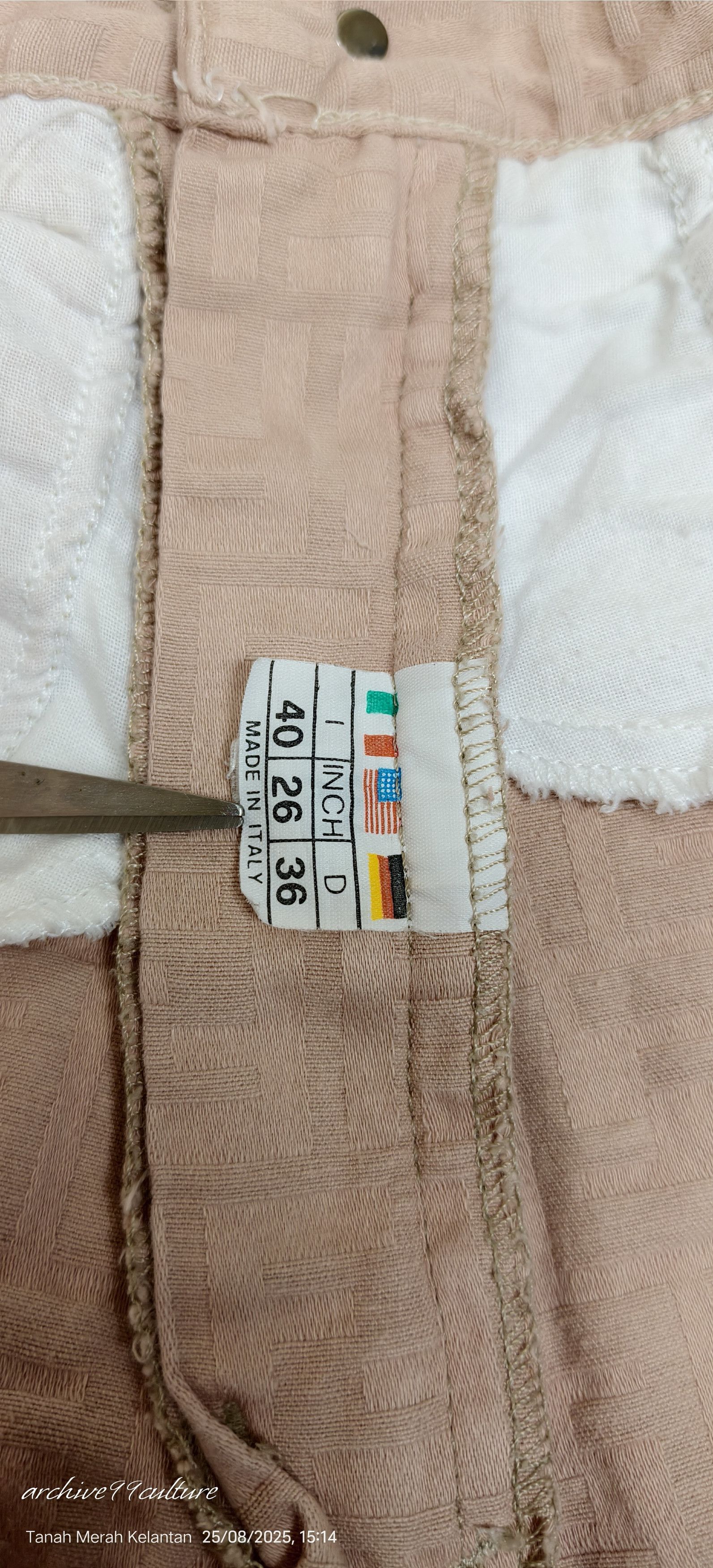 Fendi Vintage 90s Fendi Zucca Monogram baby pink / nude jeans Size 26" / US 2 / IT 38 - 12 Thumbnail