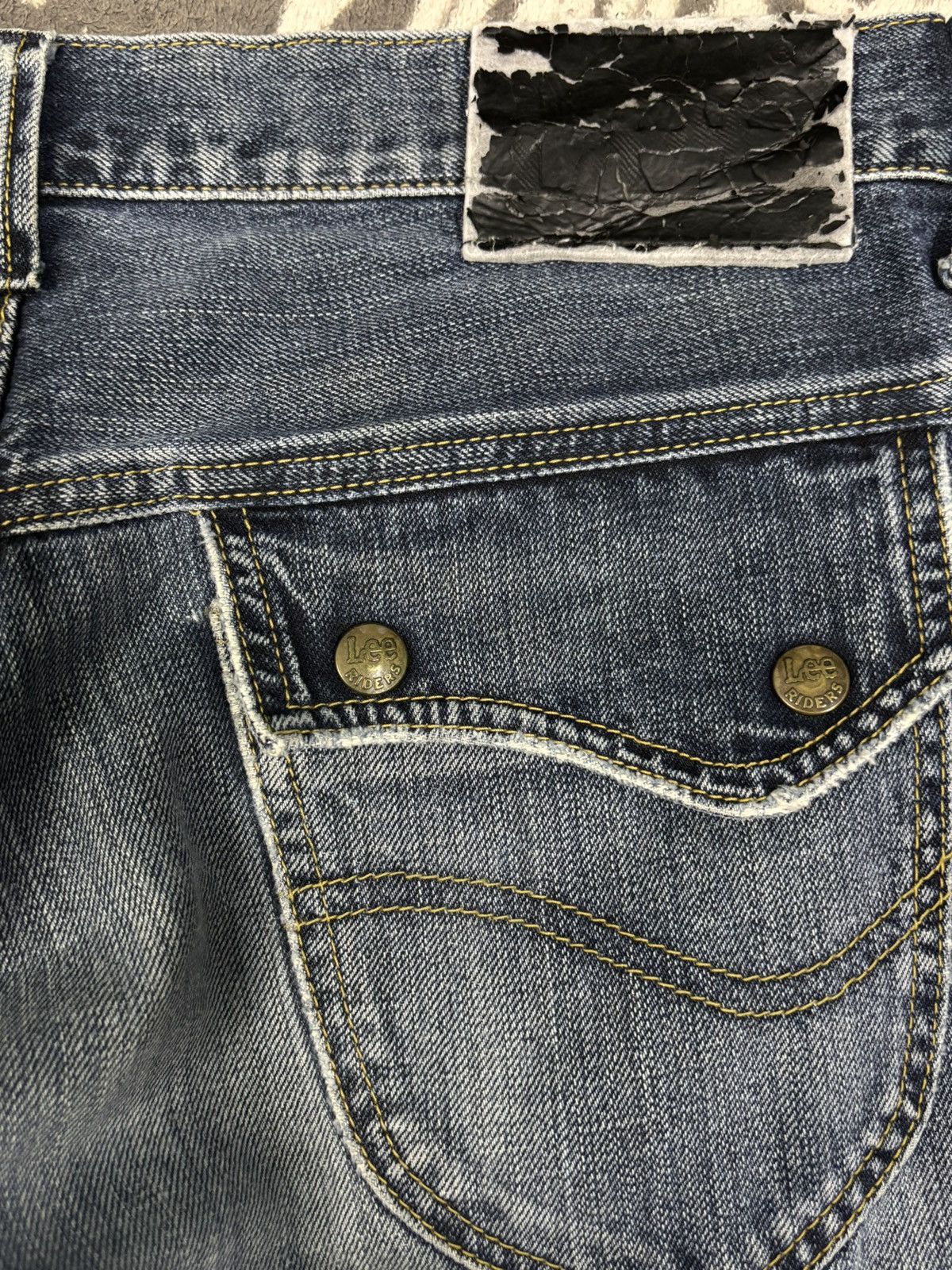Lee Vintage Lee Riders Twisted Leg Flare Distressed Jeans Size US 32 / EU 48 - 11 Thumbnail