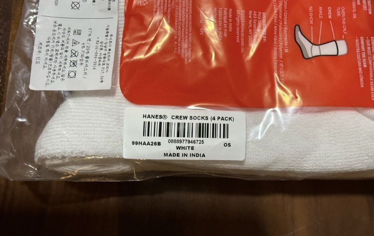 Hanes × Supreme SUPREME®/HANES® CREW SOCKS 4 PACK White Cotton Blend Size ONE SIZE - 5 Thumbnail