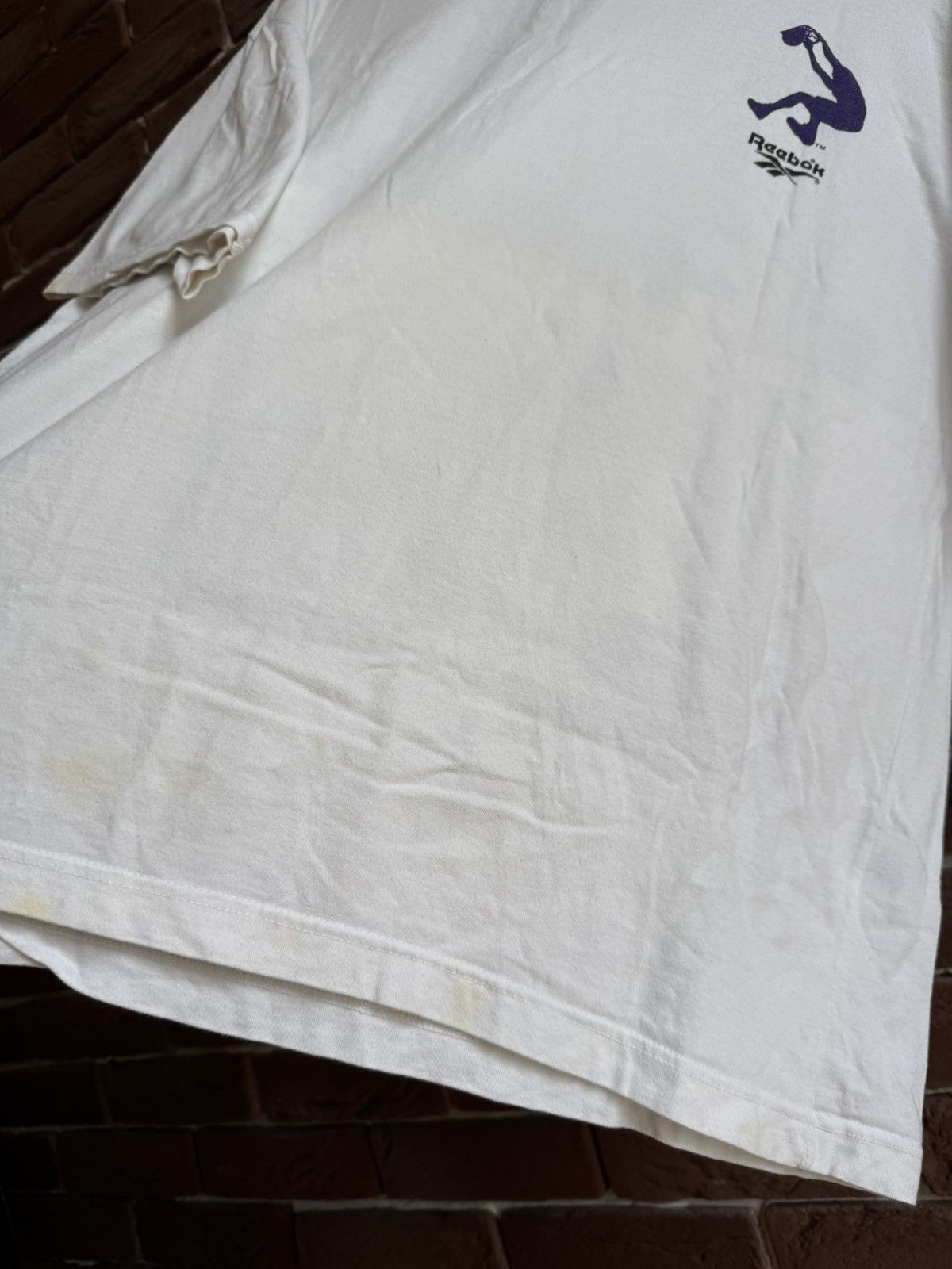 Vintage Vintage 90s Reebok SHAQ Magic player t-shirt rare hype Size US L / EU 52-54 / 3 - 12 Thumbnail