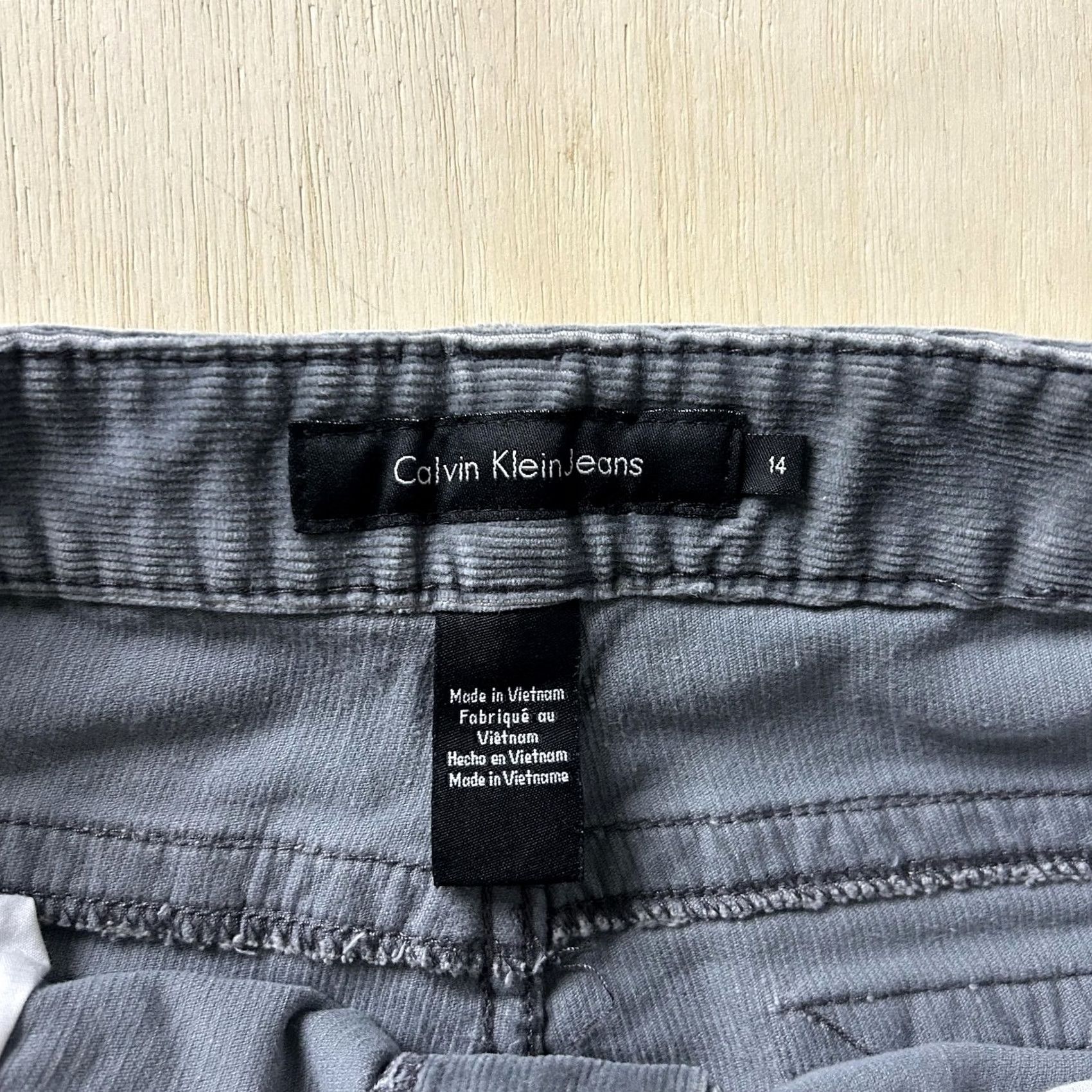 Vintage Calvin Klein Jeans Pants Womens 14 Gray Corduroy Straight Leg Khakis Casual - Pre-Owned Size 36" / US 14 / IT 50 - 2 Thumbnail
