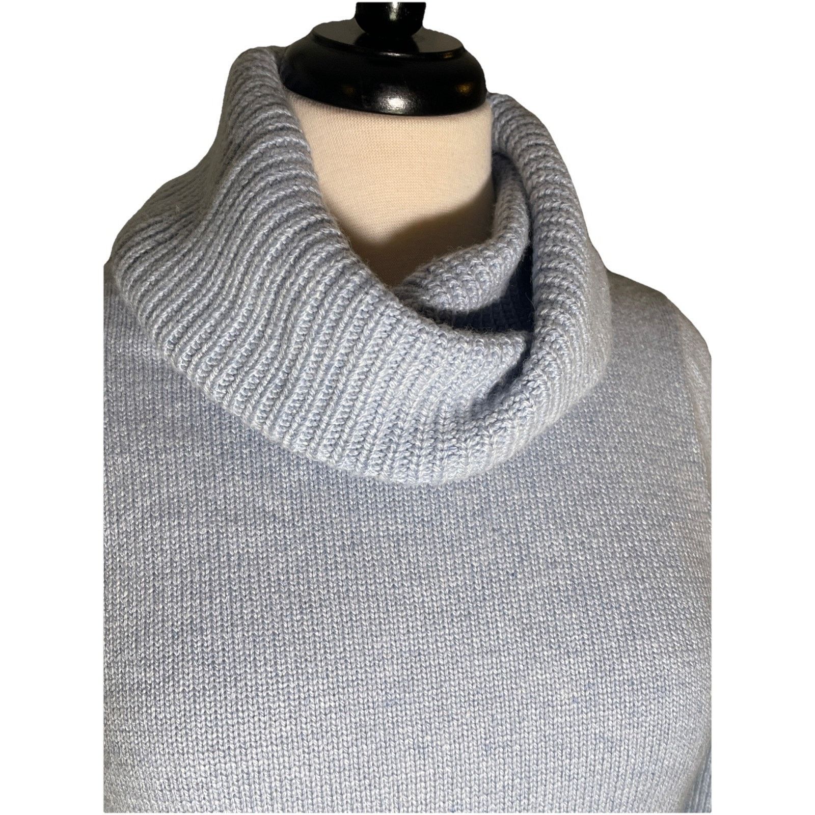 J.Crew J Crew Light Blue Cowl neck Wool Blend Sweater Size Small Size S / US 4 / IT 40 - 2 Thumbnail