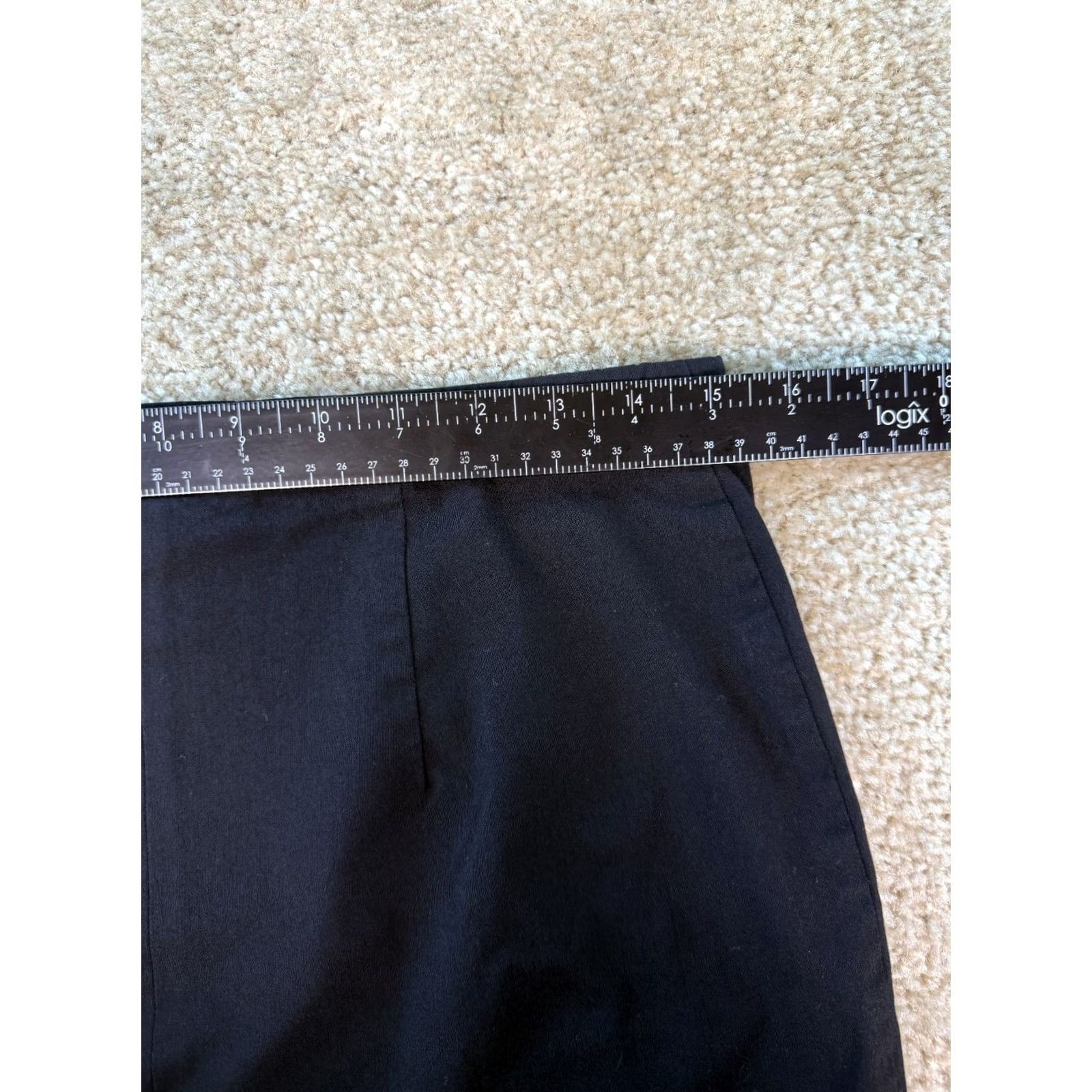 White House Black Market White House Black Market Skirt Size 8 Black A Line Office Career D271 Size 30" / US 8 / IT 44 - 7 Thumbnail