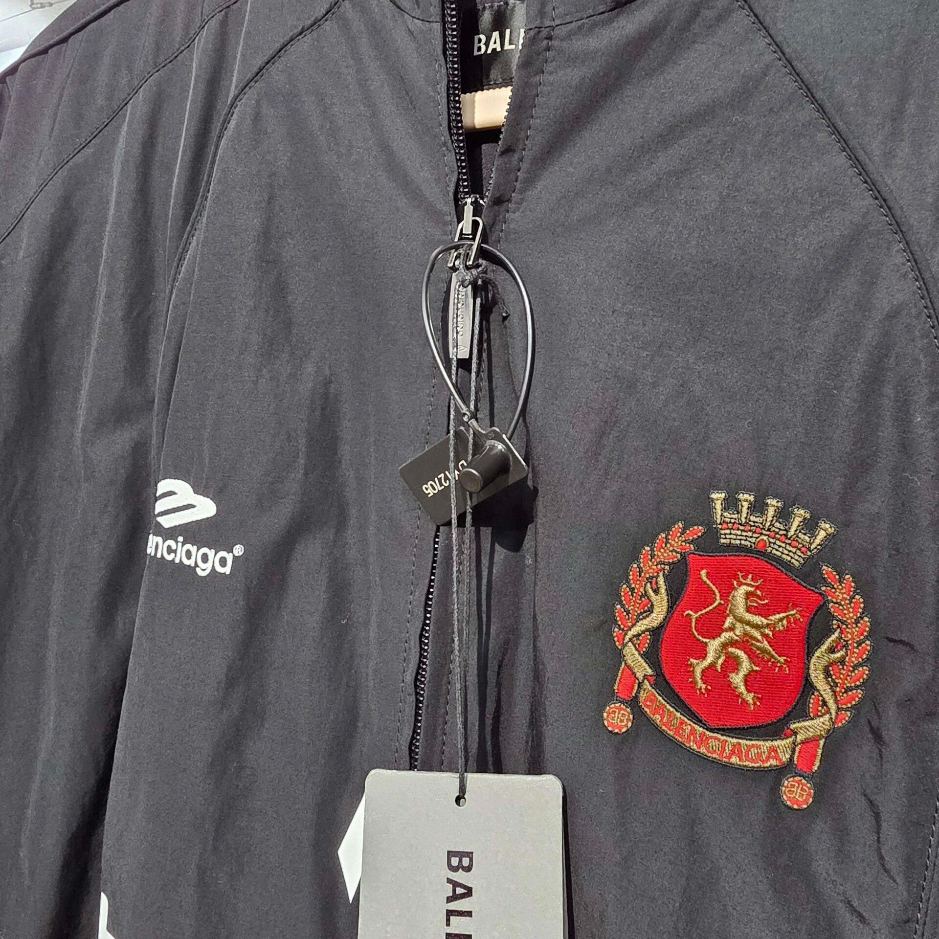 Balenciaga Balenciaga Soccer SS24 Manchester United Printed Zipper St Size US S / EU 44-46 / 1 - 3 Thumbnail