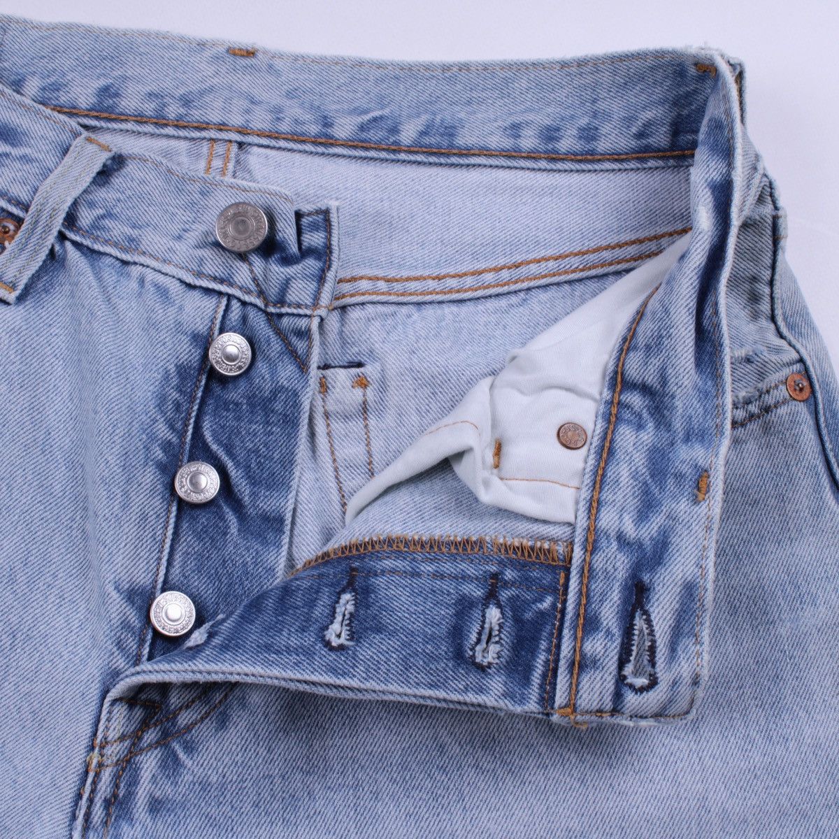 Levi's Women's Levi's 501 Selvedge Regular Straight Cropped Jeans Size 26" / US 2 / IT 38 - 17 Thumbnail