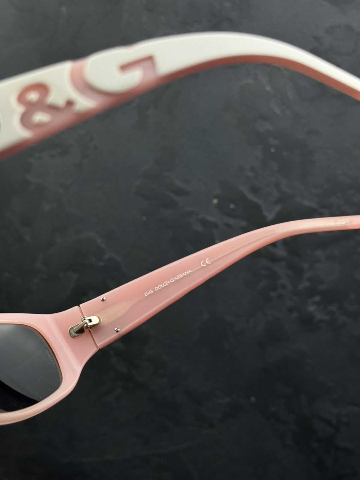 Dolce & Gabbana Vintage Dolce & Gabbana Pink & White Sunglasses Size ONE SIZE - 5 Thumbnail