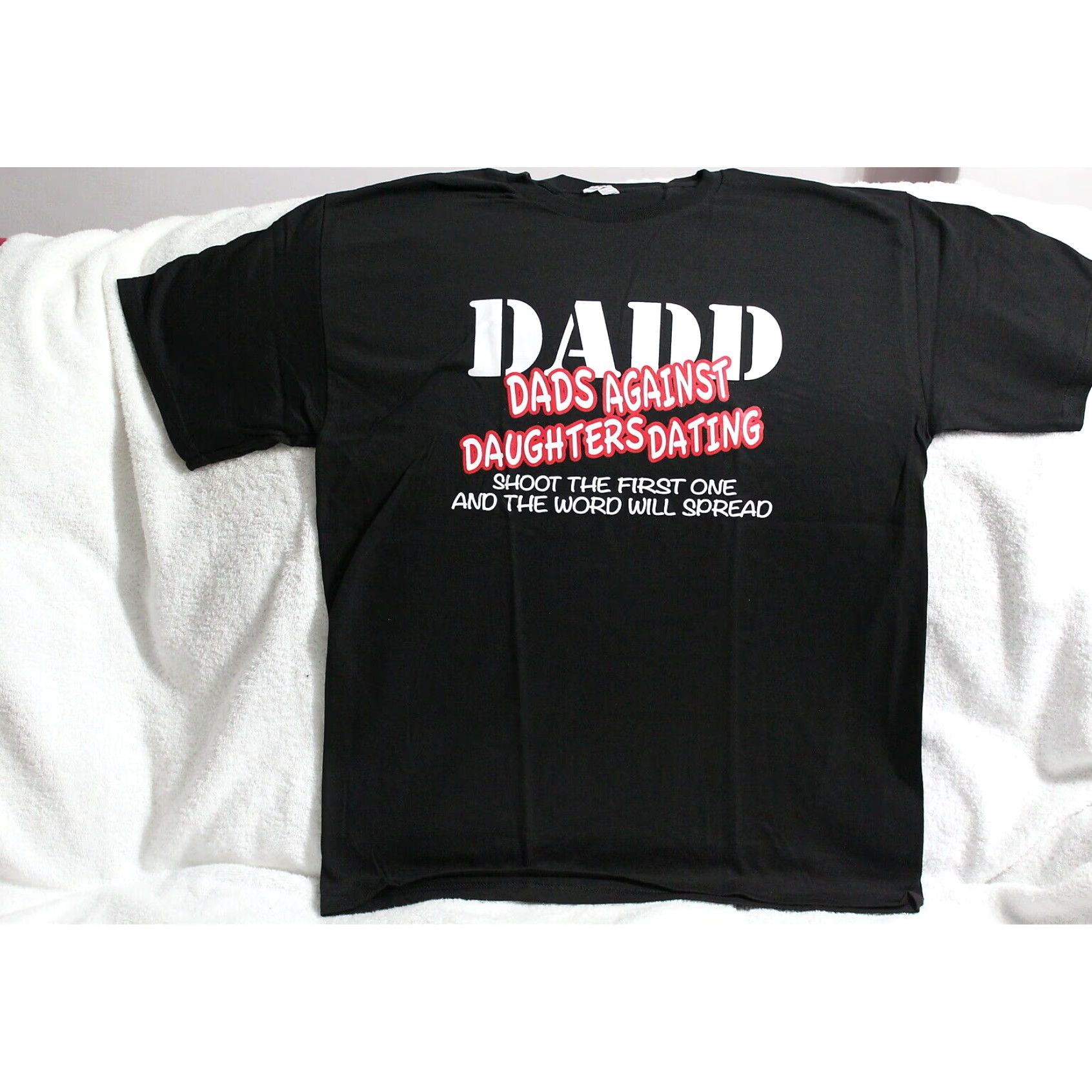 Vintage Dads Against Daughters Dating Mens Black Cotton T Shirt XL Extra Large Funny Size US XL / EU 56 / 4 - 2 Thumbnail
