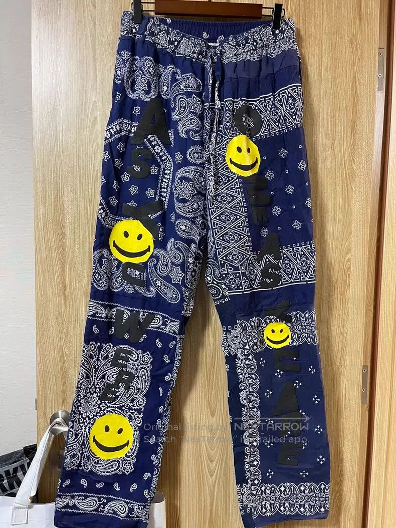 READYMADE Ready Made size 3 Smiling relief print blue antique cloth w Size US 40 / EU 56 - 1 Thumbnail