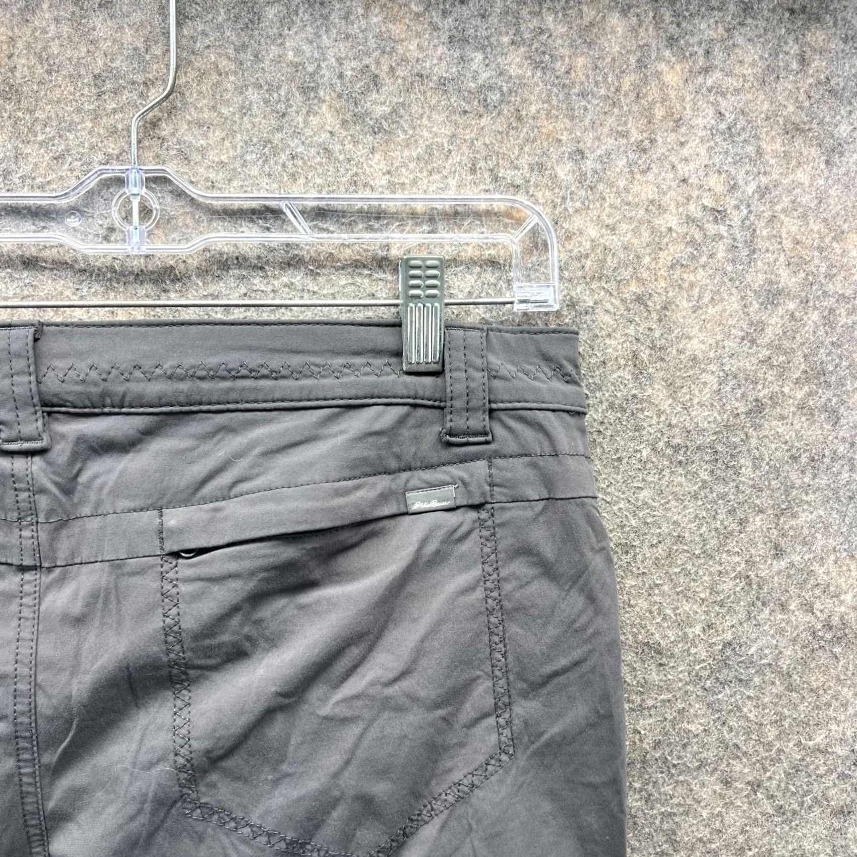 Eddie Bauer VINTAGE Eddie Bauer Pants Women 12 Gray Chino Flat Front Capri Hiking Cargo Stretch Capris Crew Mens? Size 34" / US 12 / IT 48 - 3 Thumbnail
