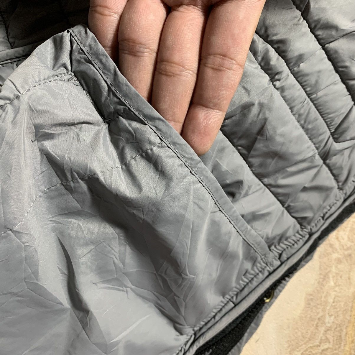 Armani Armani Exchange Nylon Puffer Jacket Grey Size US L / EU 52-54 / 3 - 12 Thumbnail
