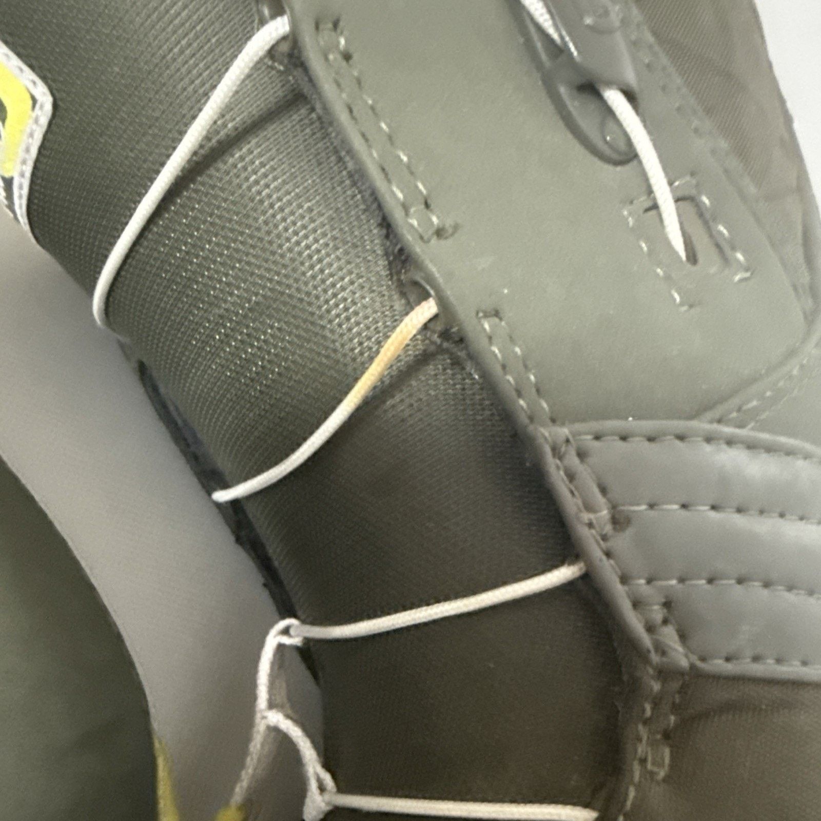 Burton Burton Emerald Snowboard Green Yellow Ski Snow Truefit Size US 8 / IT 38 - 11 Thumbnail