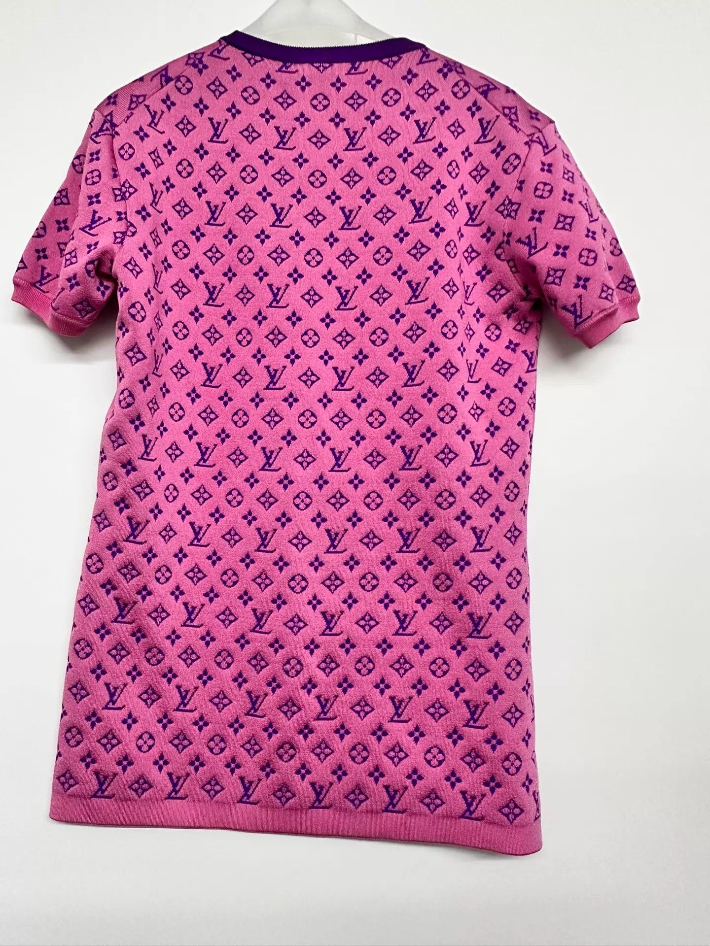 Louis Vuitton LV All Over Print Top M 41/88/63 Size M / US 6-8 / IT 42-44 - 2 Thumbnail