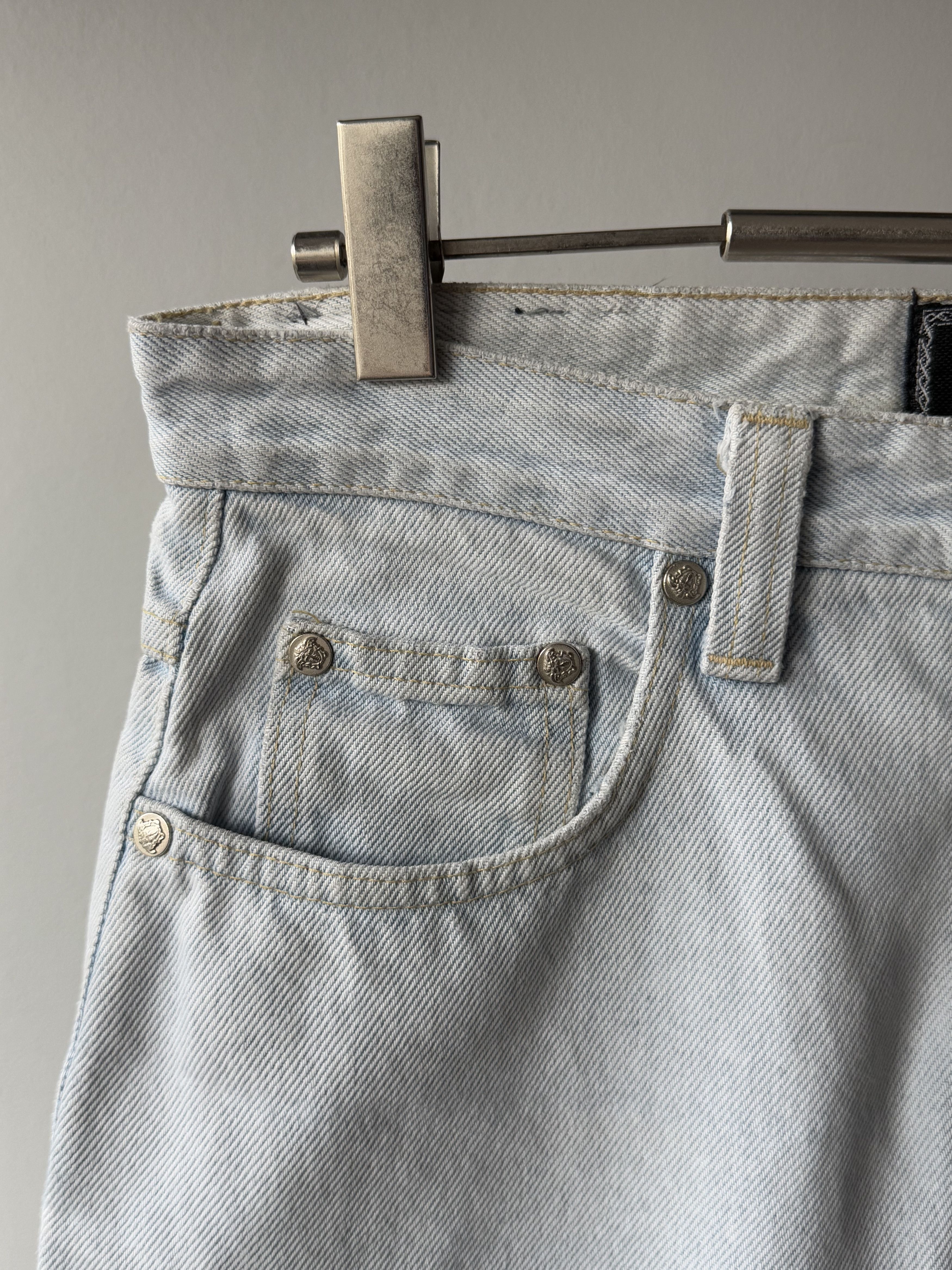 Versace Jeans Couture Vintage 90's Versace Jeans Couture Light Blue Denim Jeans Size US 30 / EU 46 - 7 Thumbnail