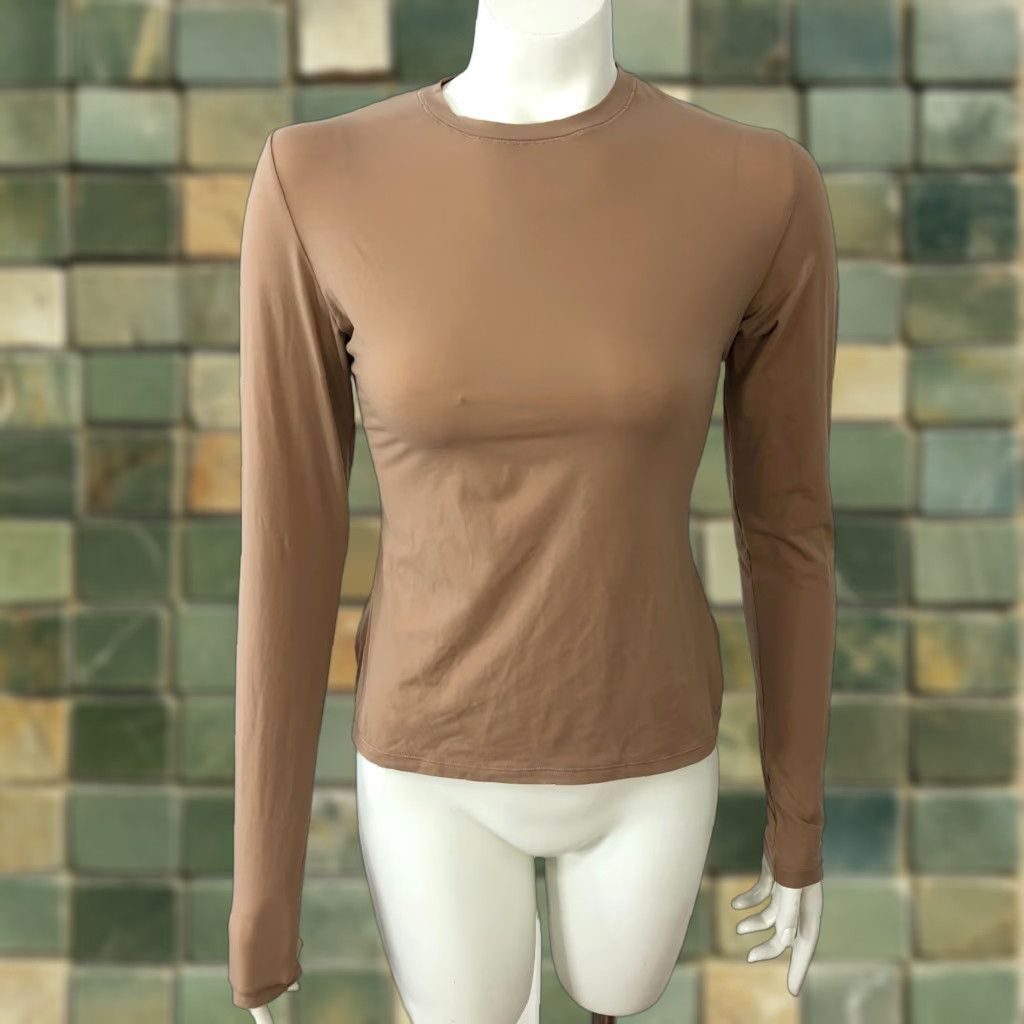 SKIMS Skims Shirt Brown Long Sleeve Pullover Top M Women Regular Knit Casual Autumn Winter 158973 HRJ Size M / US 6-8 / IT 42-44 - 1 Thumbnail