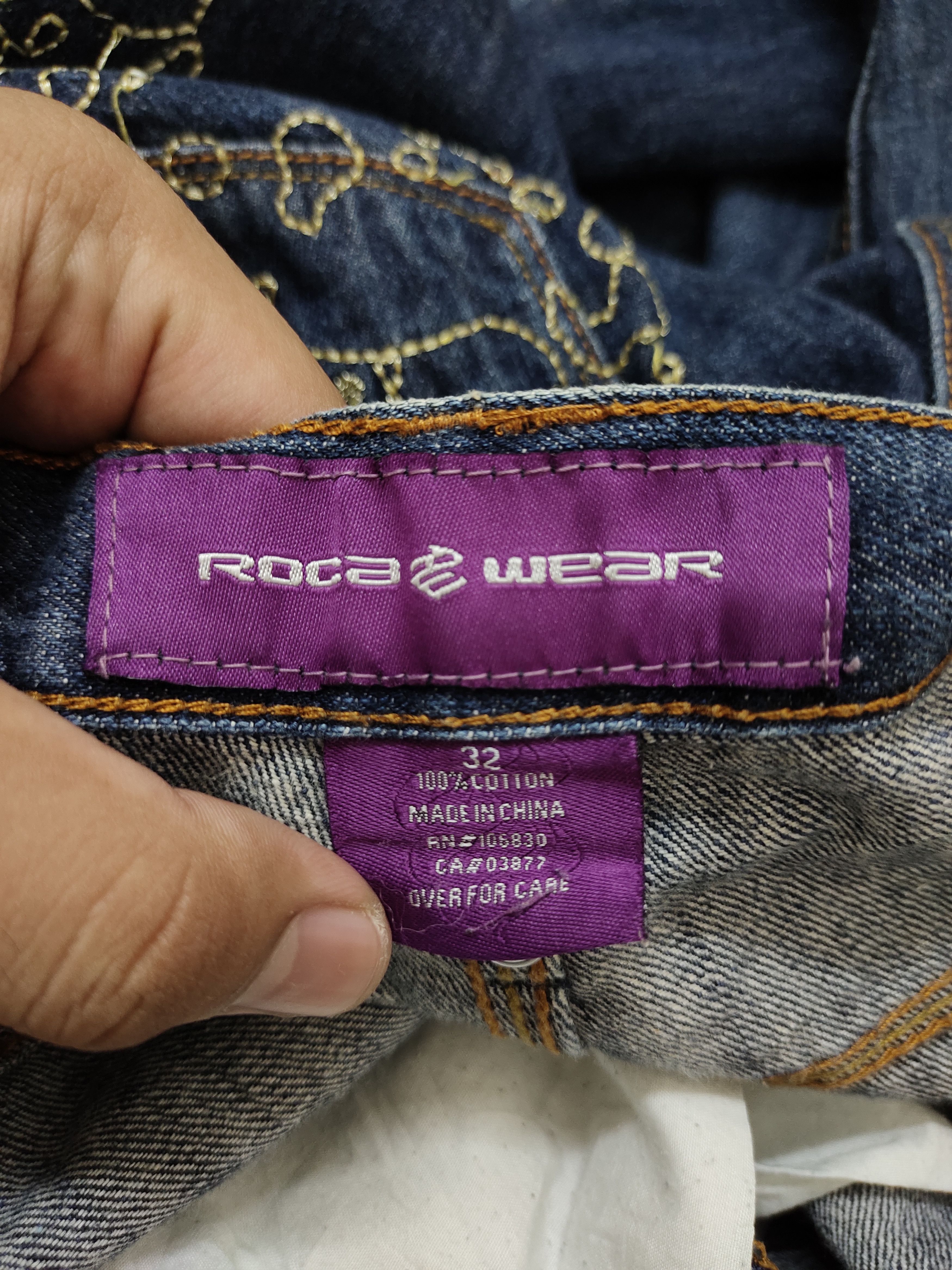 Rocawear Baggy Jean Rocawear Gold Embroidered Wide Leg Denim Y2k Jnco Size US 32 / EU 48 - 16 Thumbnail