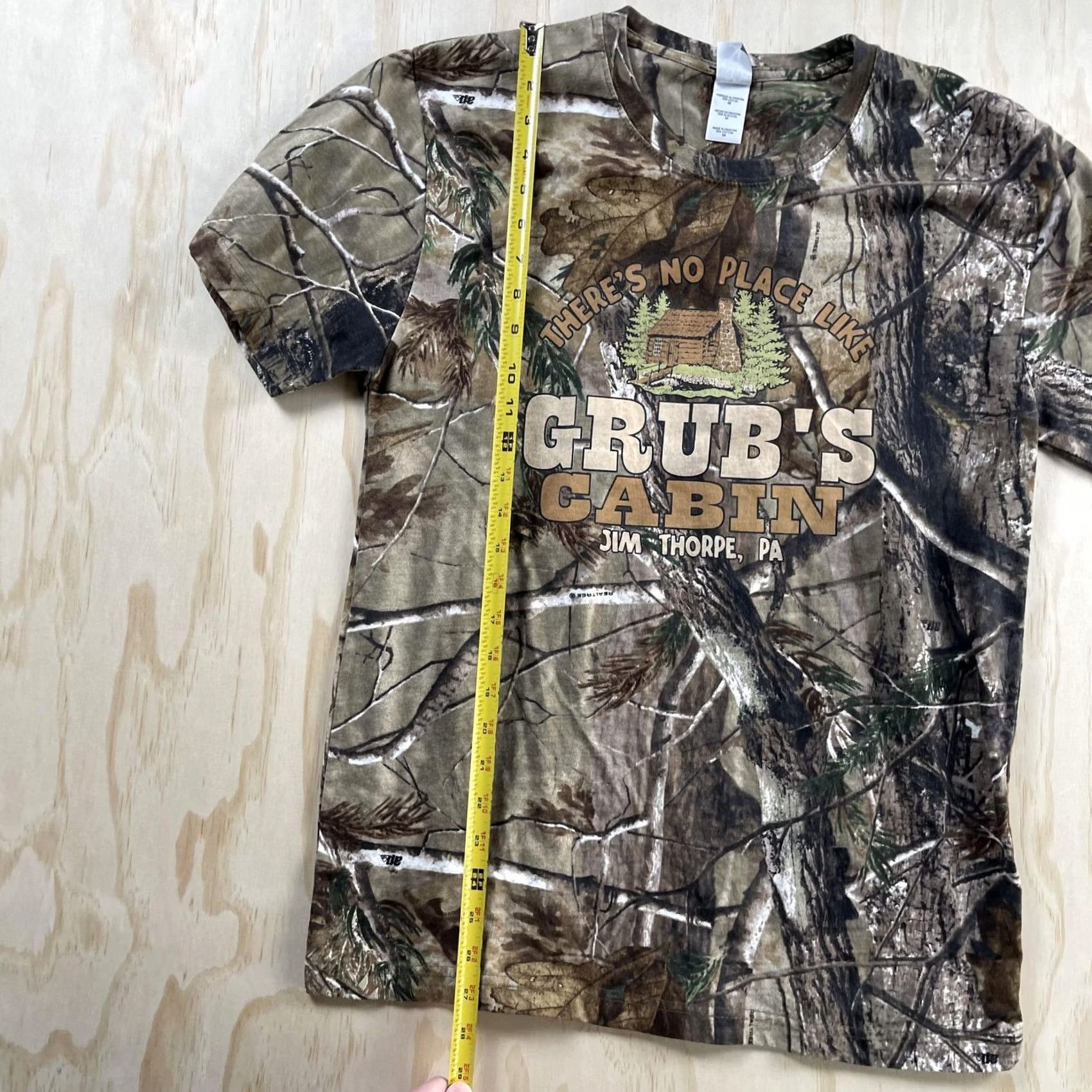 Vintage Code V T-Shirt Mens Medium Brown Camo Tee Grub's Cabin Jim Thorpe PA Shirt X-Twin Graphic Outdoor Hunting Tee Mens Medium Brown Camouflage Shirt Size US M / EU 48-50 / 2 - 3 Thumbnail