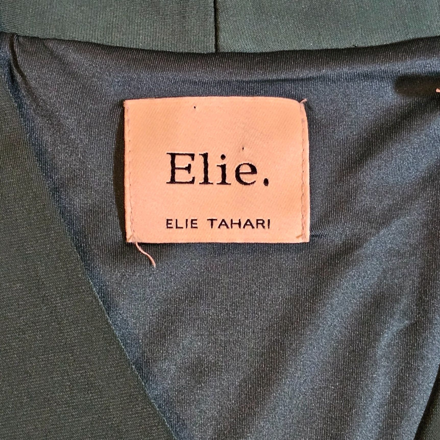 Elie Tahari Elie Tahari Blouse Shirt Womens M Green V-Neck Pleated Sleeves Stretch Career Size M / US 6-8 / IT 42-44 - 3 Thumbnail