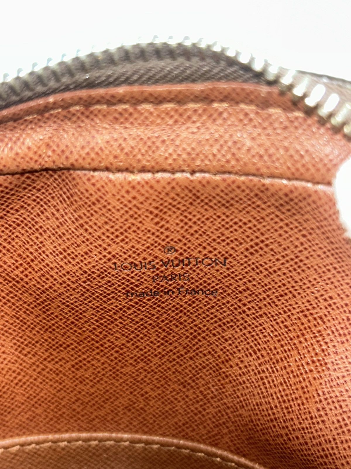 Louis Vuitton Louis Vuitton Monogram Crossbody Bag Size ONE SIZE - 6 Thumbnail
