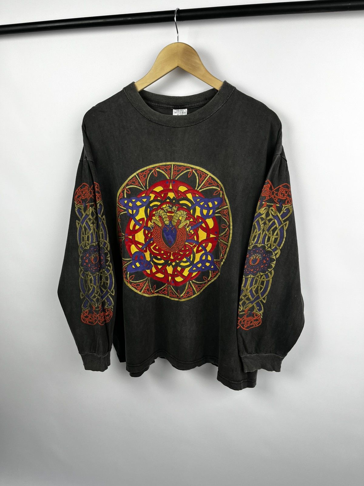 Vintage CELTIC vintage long sleeve 90s black metal Size US XL / EU 56 / 4 - 1 Thumbnail