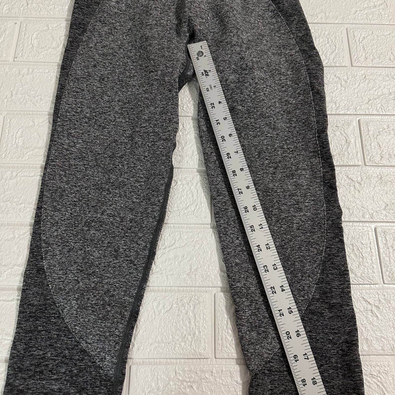 Gymshark Gymshark leggings size small Size 27" / US 4 / IT 40 - 2 Thumbnail