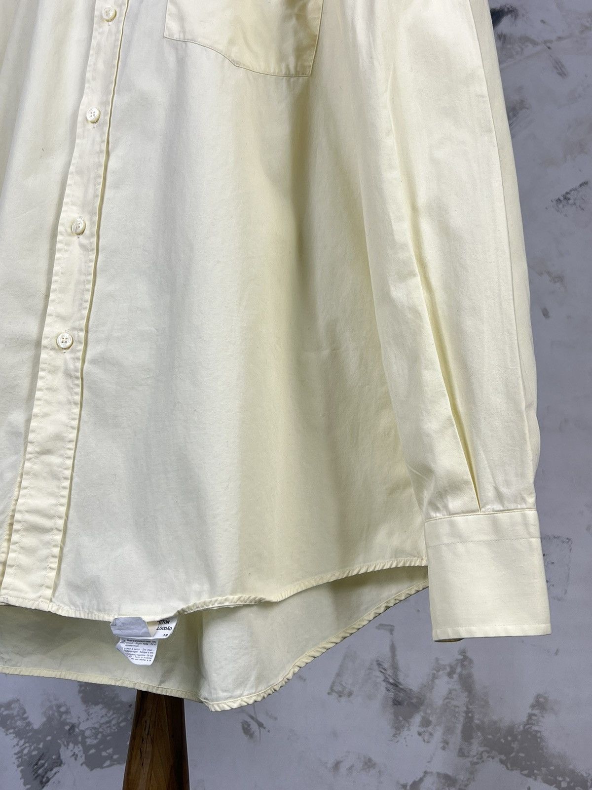 Valentino Vintage Valentino Jeans Button Up Shirt Size XL Size US XL / EU 56 / 4 - 3 Thumbnail
