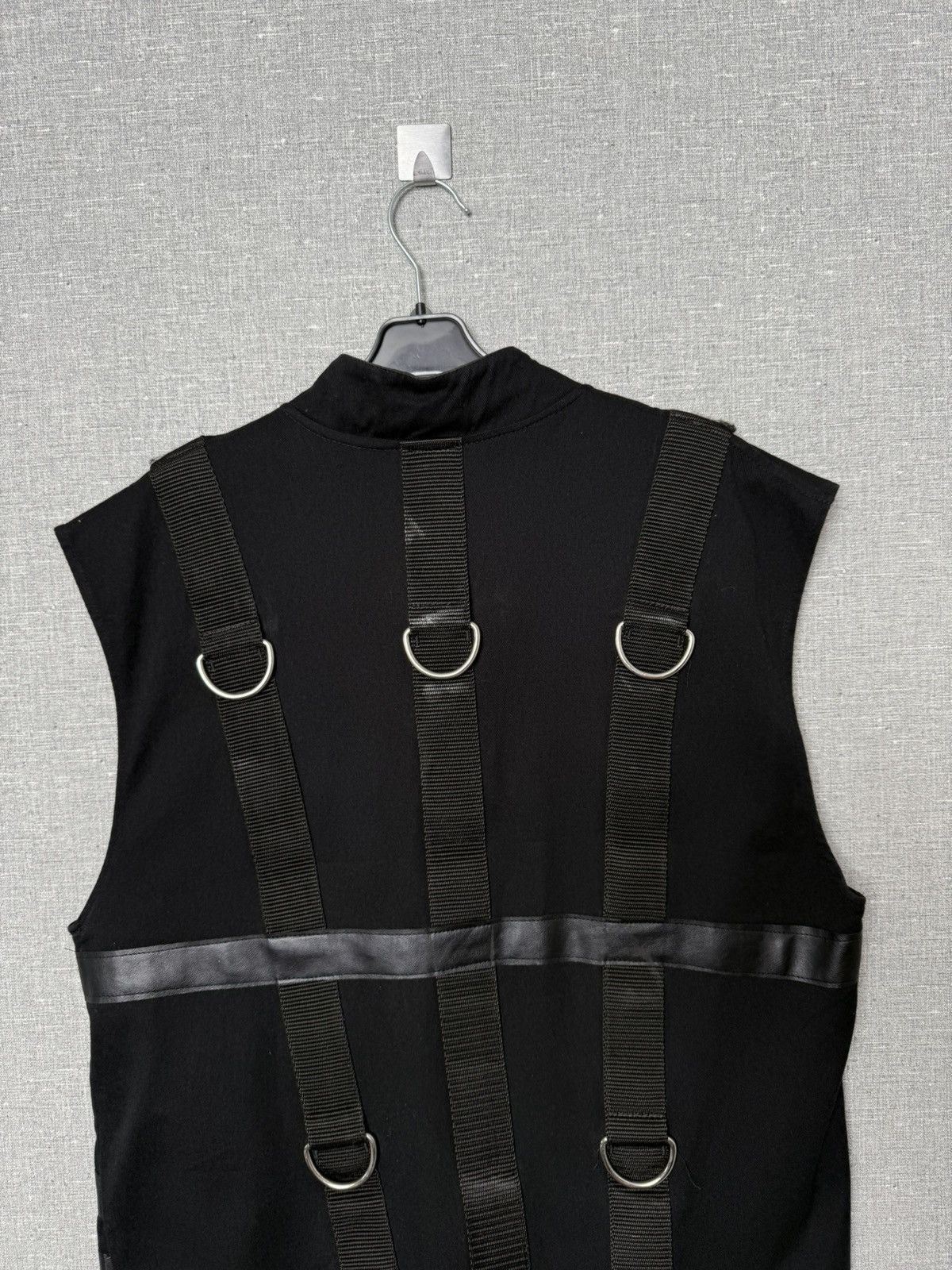 20471120 Aderlass Gothic Cyberpunk Vest With Straps & Metal Buckles Size US L / EU 52-54 / 3 - 10 Thumbnail