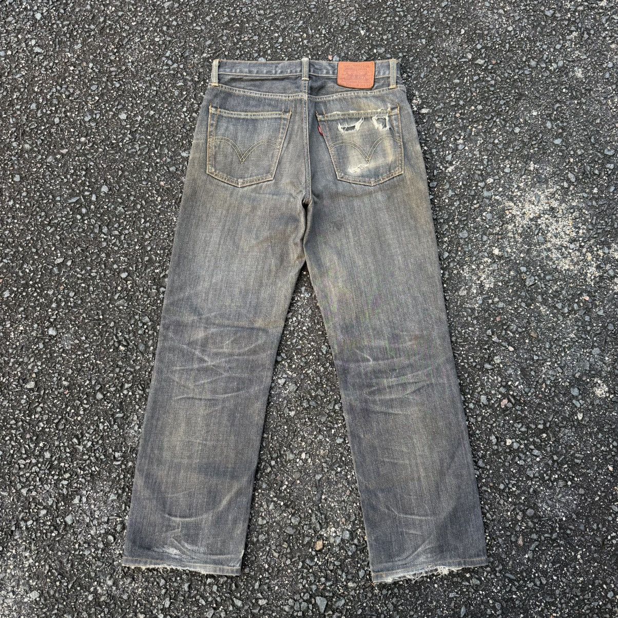 Levi's Vintage Clothing VINTAGE LEVI'S 702 BLACK RUSTY FADED JEAN DENIM PANTS Size US 33 - 1 Thumbnail