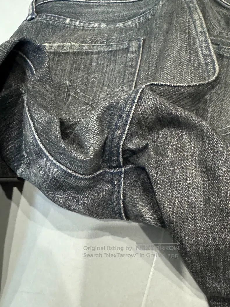 Neighborhood Neighborhood size L Jeans Size US 27 - 4 Thumbnail