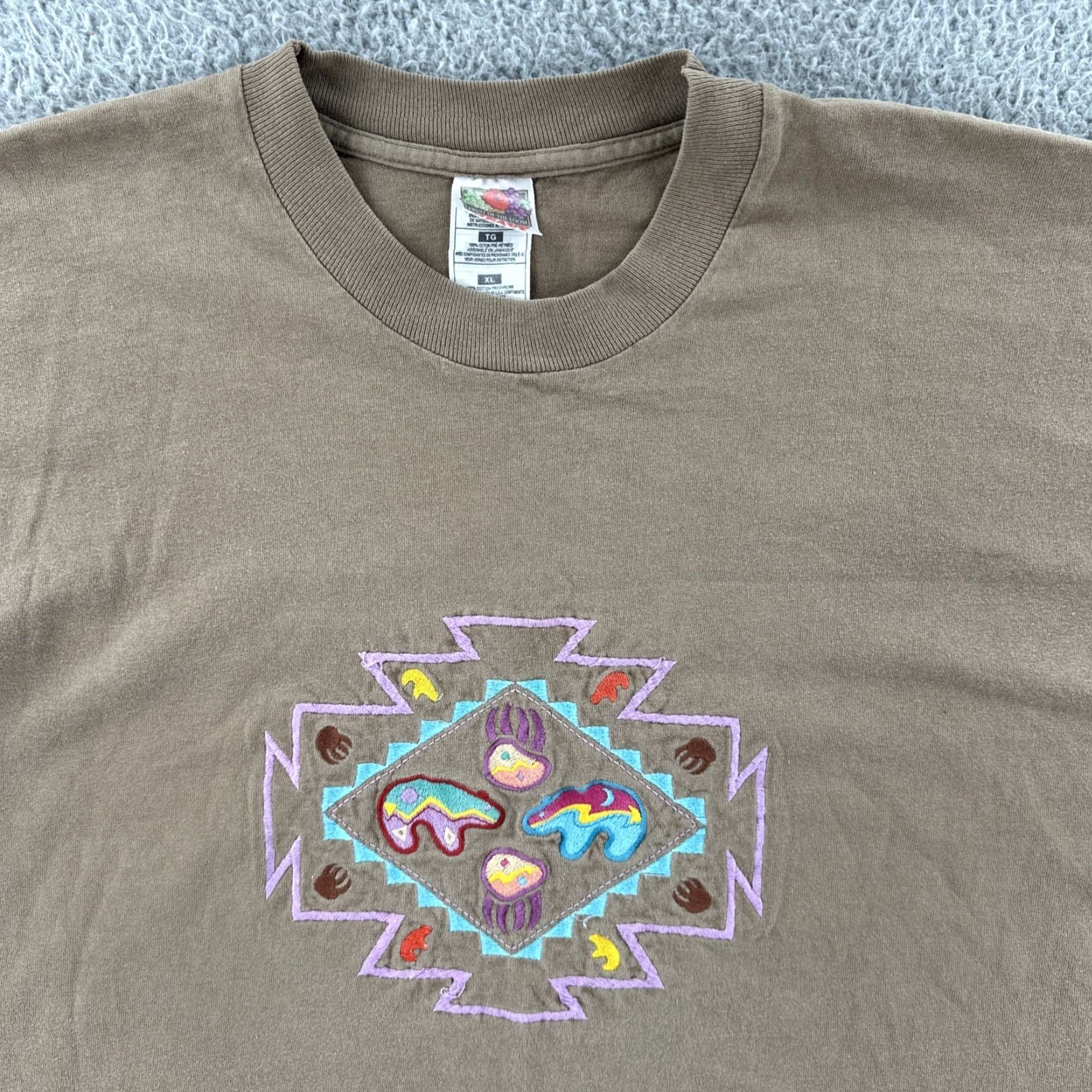 Fruit Of The Loom VINTAGE Fruit of the Loom Mens XL Shirt Brown Single Stitch Southwestern Embroidery 90s Aztec USA Crew Neck Short Sleeve T-Shirt Mens Size US XL / EU 56 / 4 - 5 Thumbnail