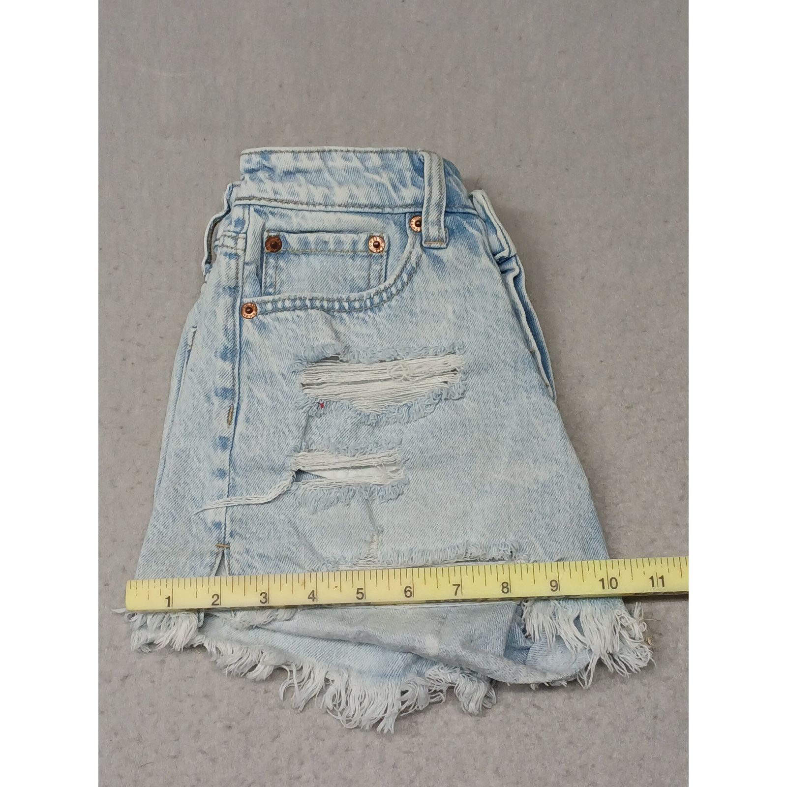 Aeropostale Aeropostle (000) Womens Vintage Mom Short Light Denim Shorts Size 24" / US 00 / IT 34 - 3 Thumbnail